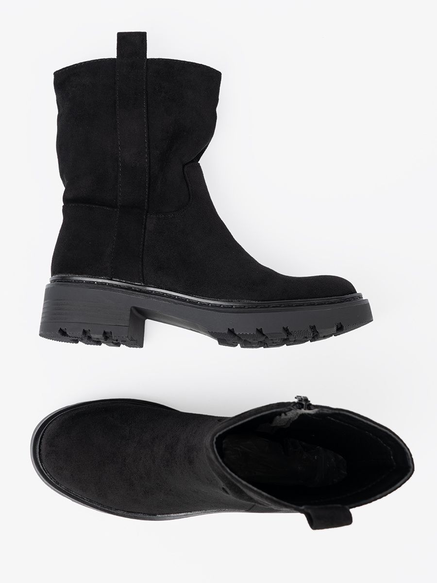 Stylish Ankle Boots with Thick Black Sole