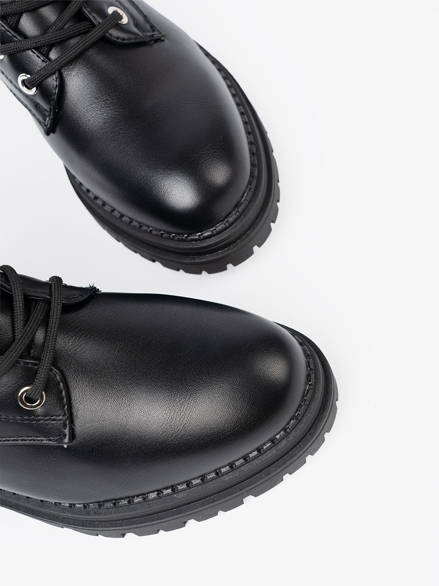 Stylish Black Workers with Metal Detail