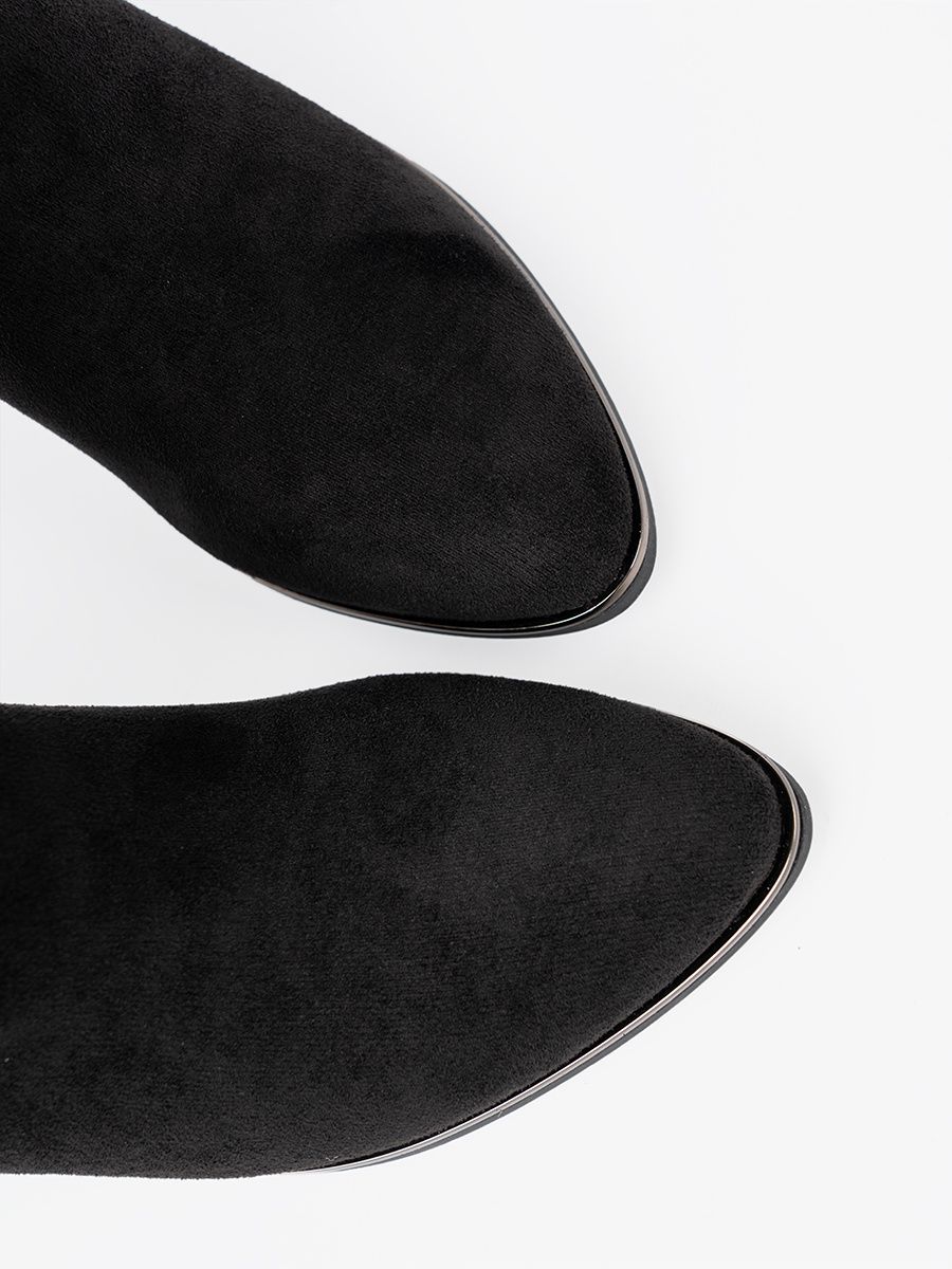 Black Suede Ankle Boots with Elegant Gathering