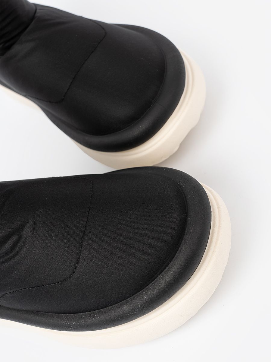 Waterproof Black Snow Boots with Fur Lining