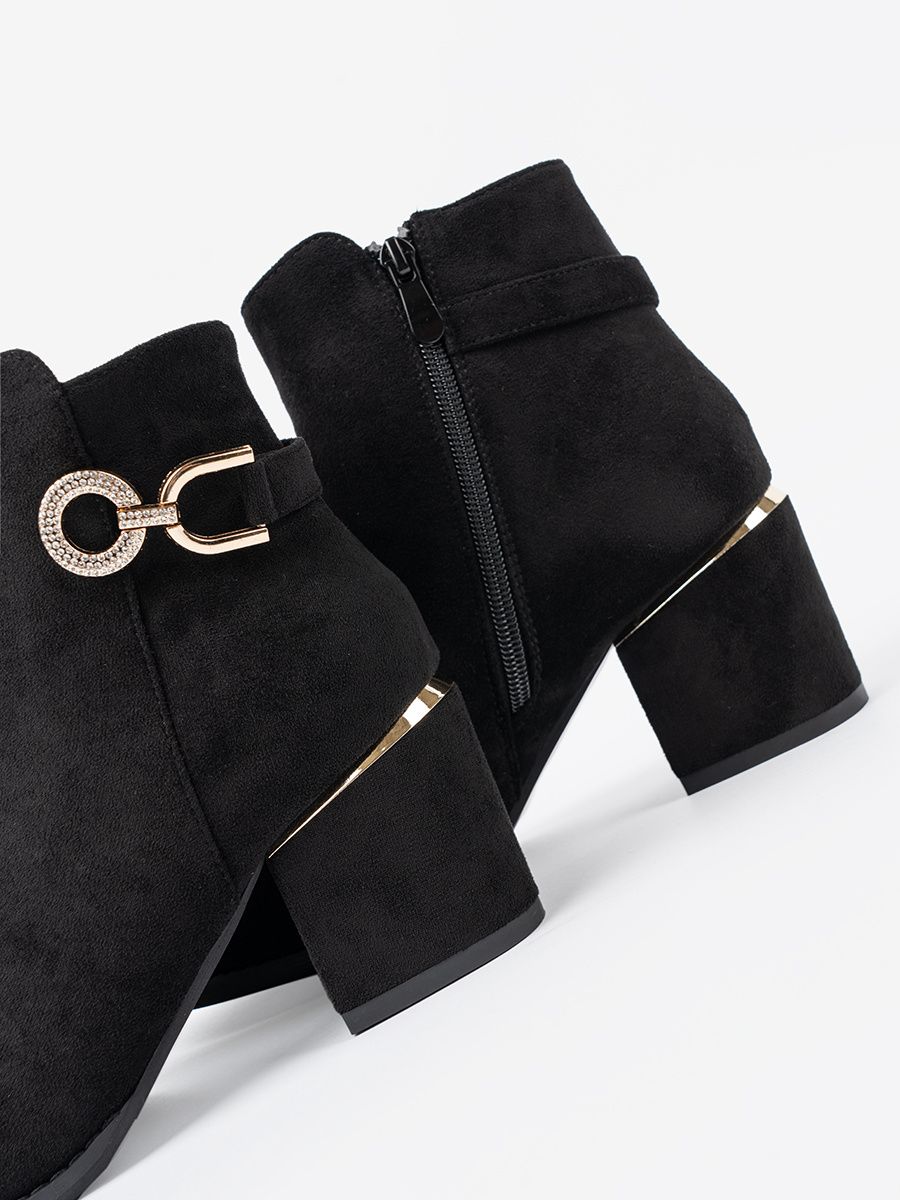 Black Ankle Boots with Elegant Buckle