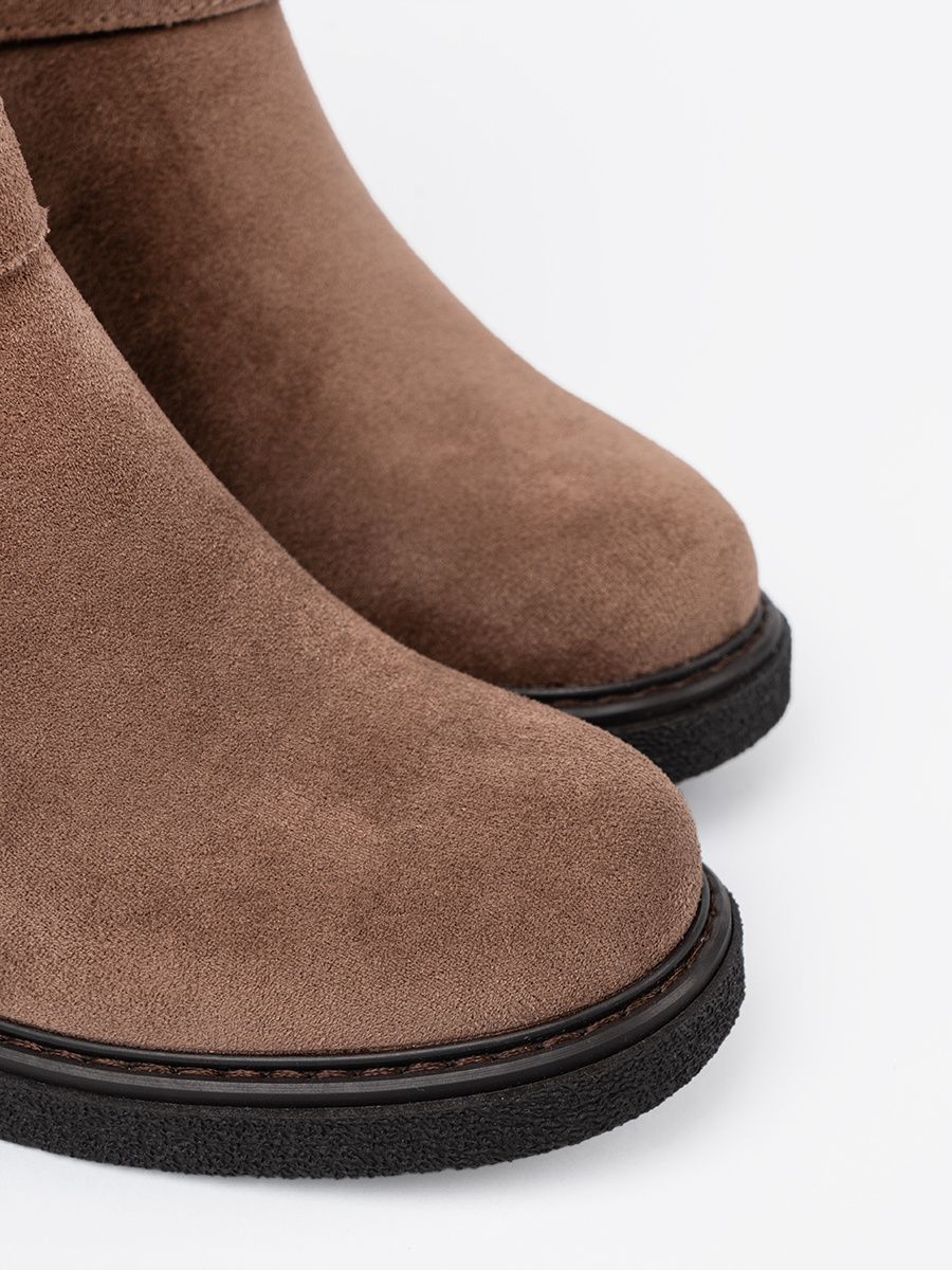 Stylish Beige Ankle Boots with Stable Heel