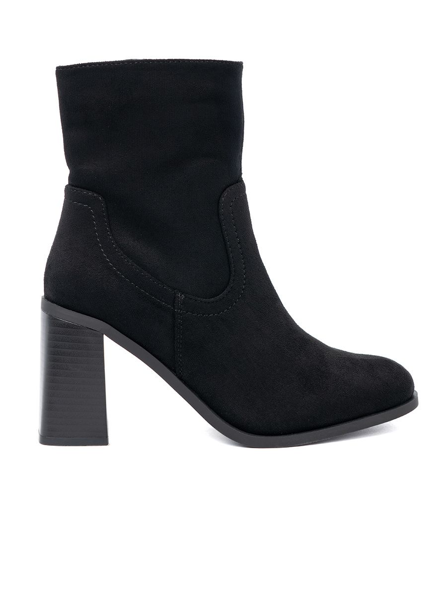 Black Ankle Boots with Heel