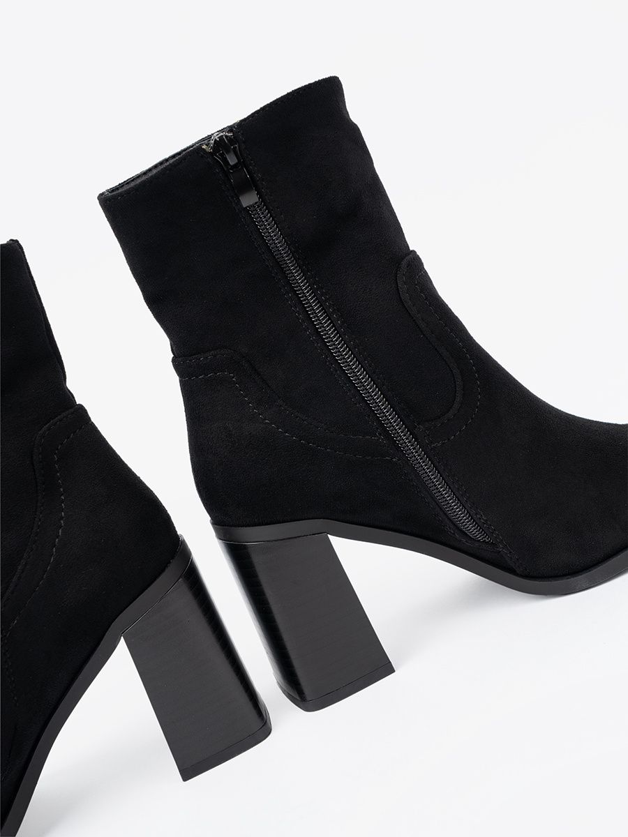 Black Ankle Boots with Heel