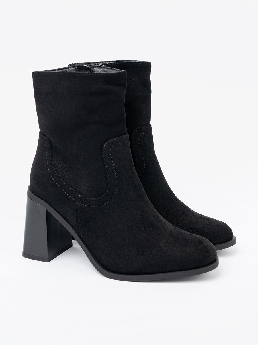 Black Ankle Boots with Heel