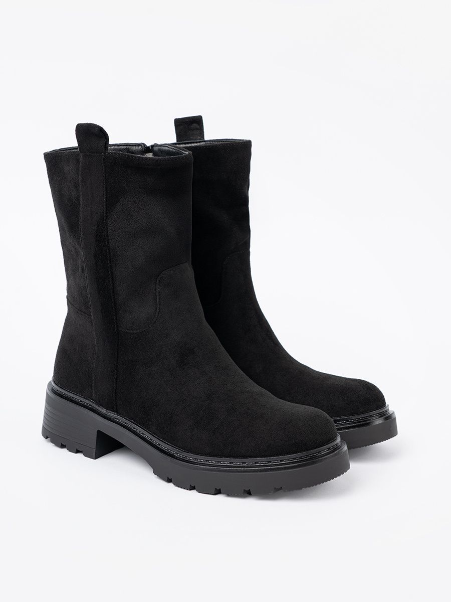 Black Ankle Boots with Thick Sole