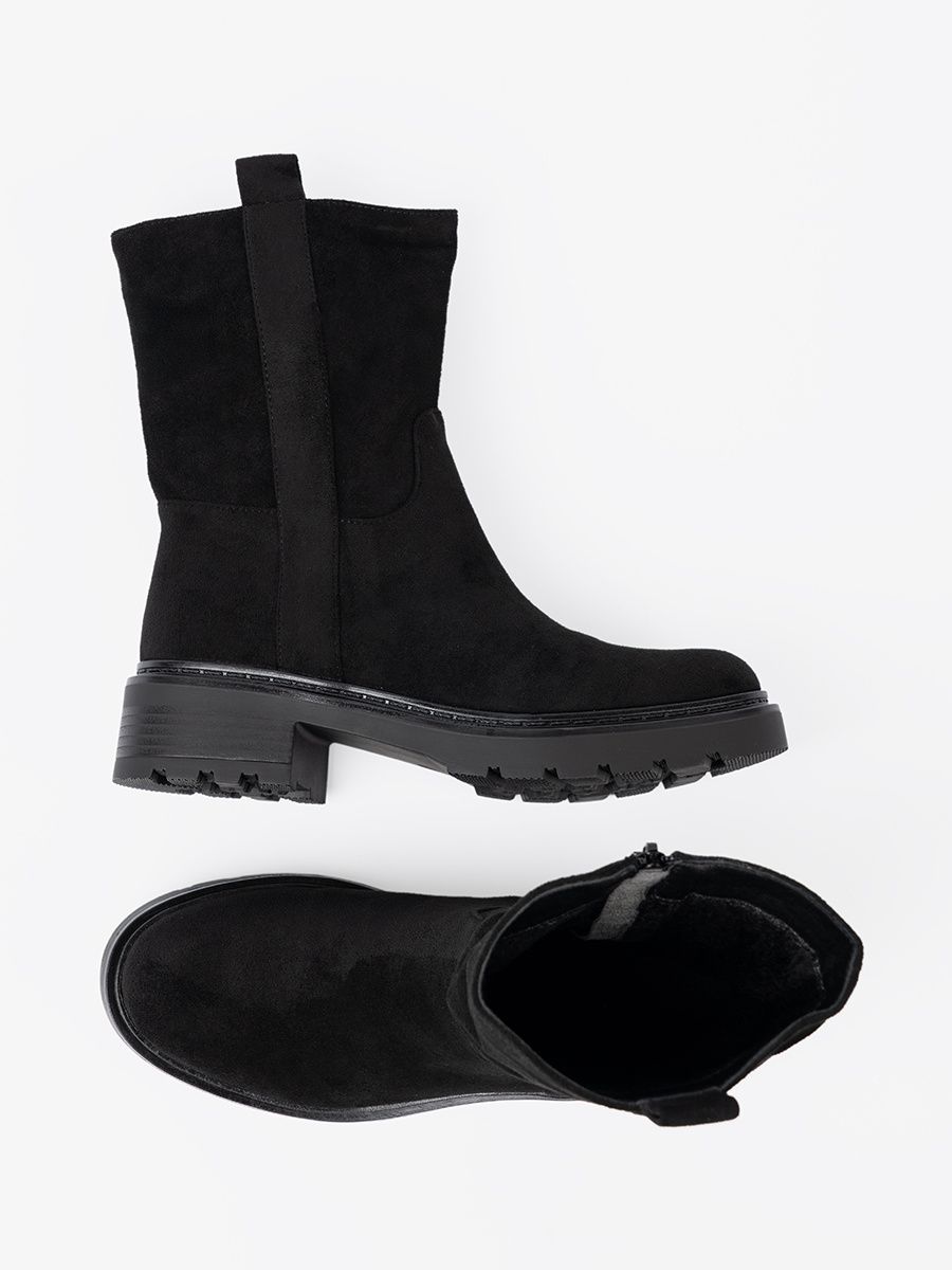 Black Ankle Boots with Thick Sole