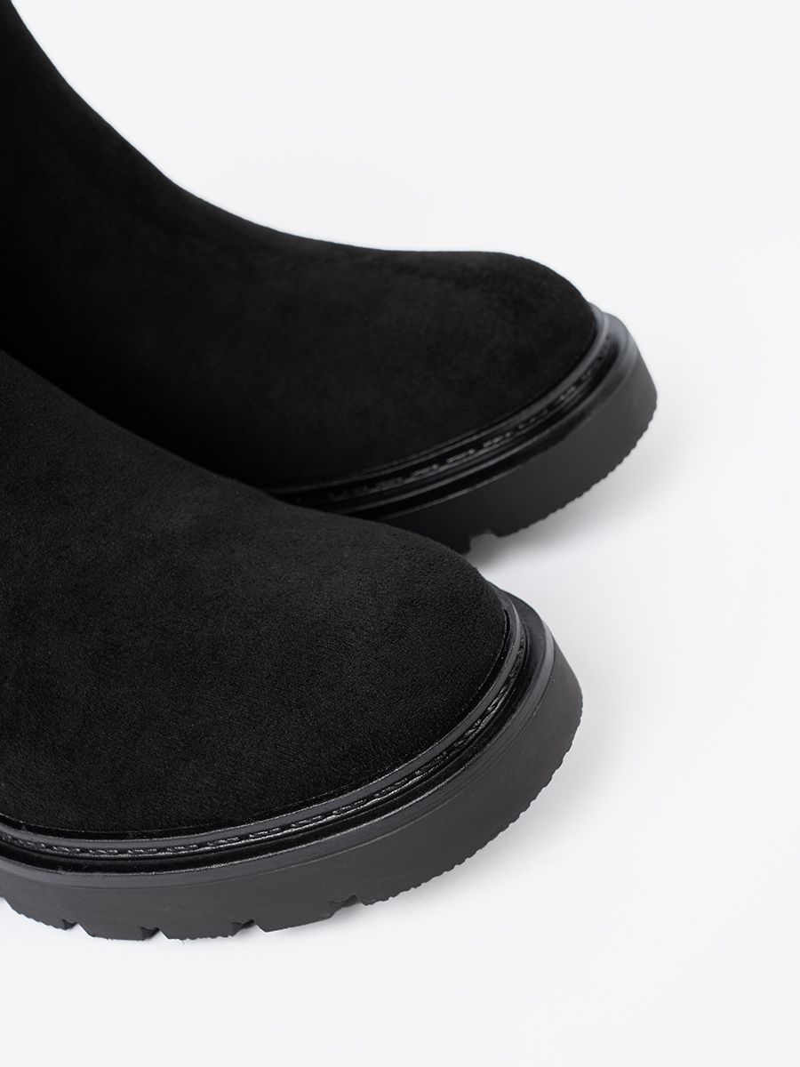 Black Ankle Boots with Thick Sole