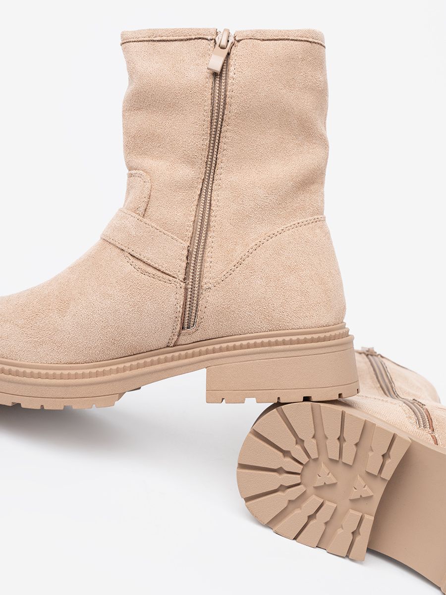 Stylish Beige Ankle Boots with Decorative Buckles