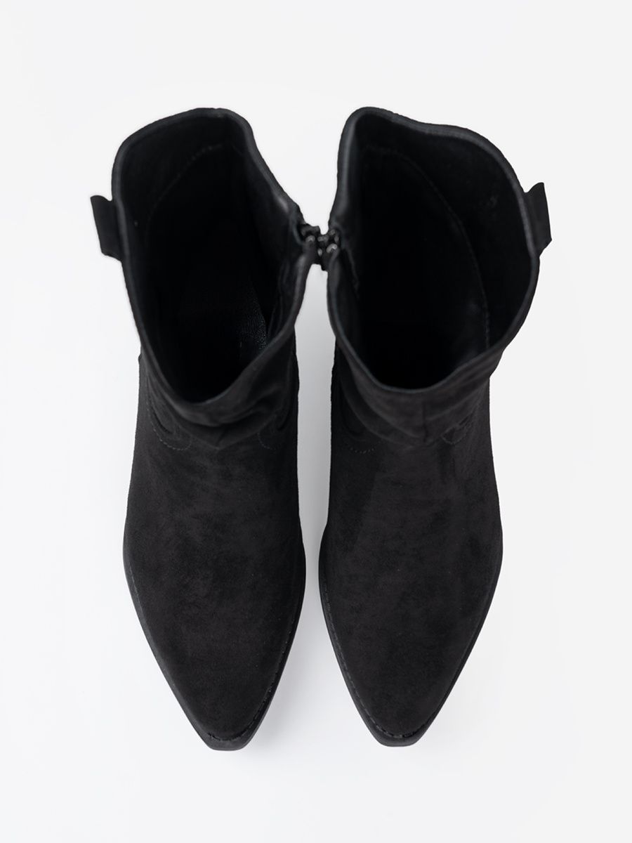 Black Ankle Boots with Classic Cut