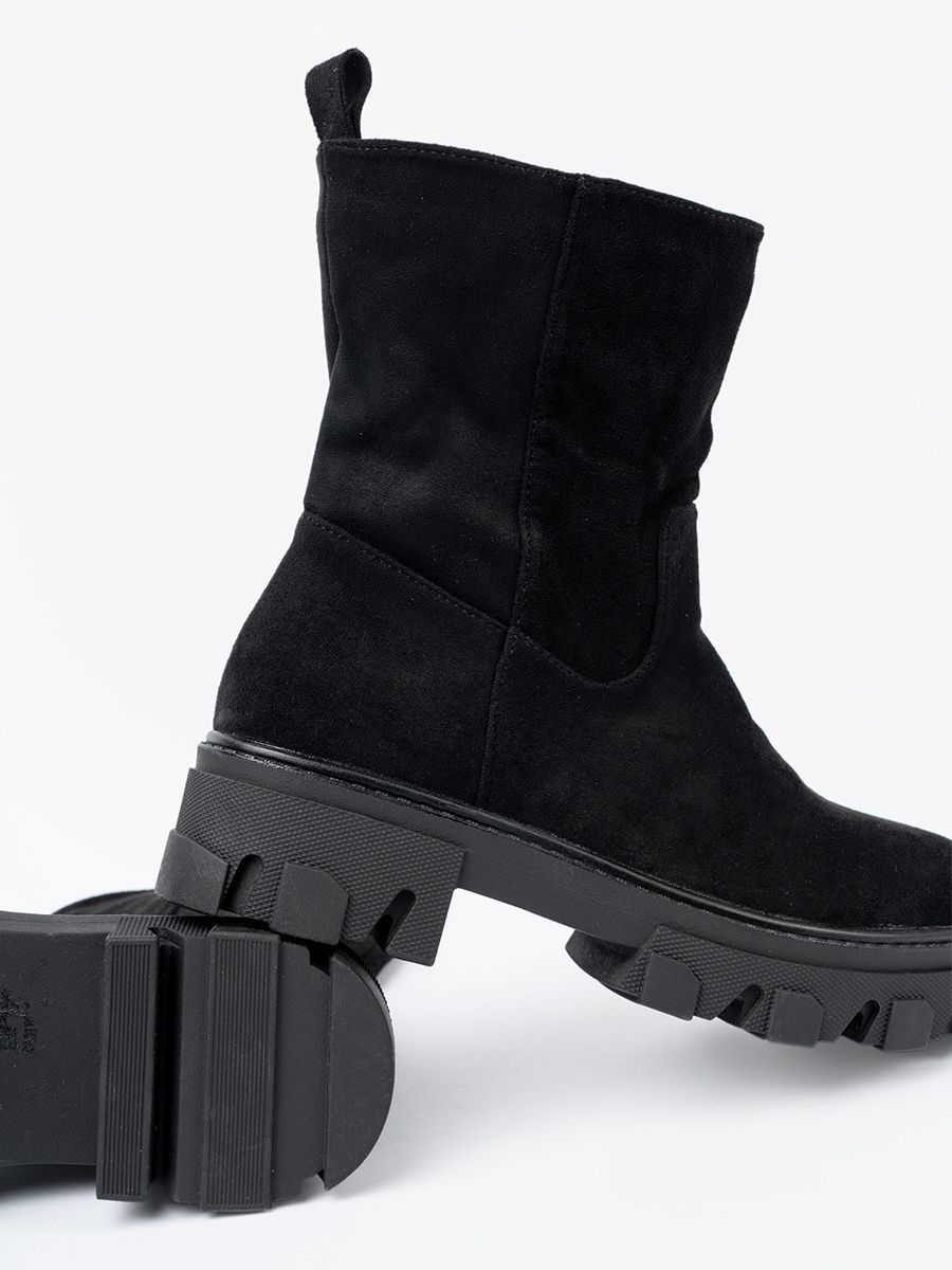 Black Ankle Boots with Minimalist Design