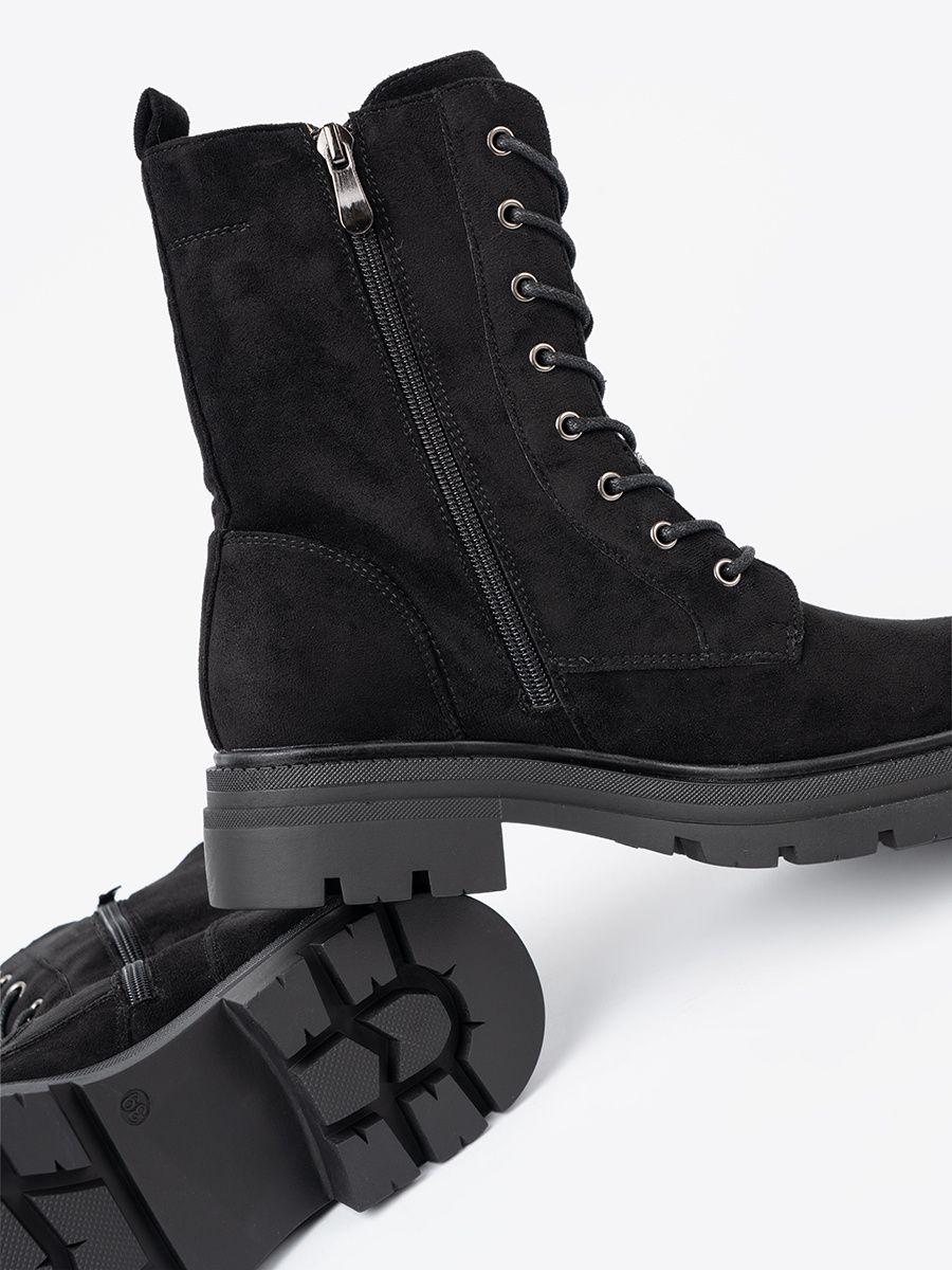 Black Lace-Up Workers on Chunky Sole