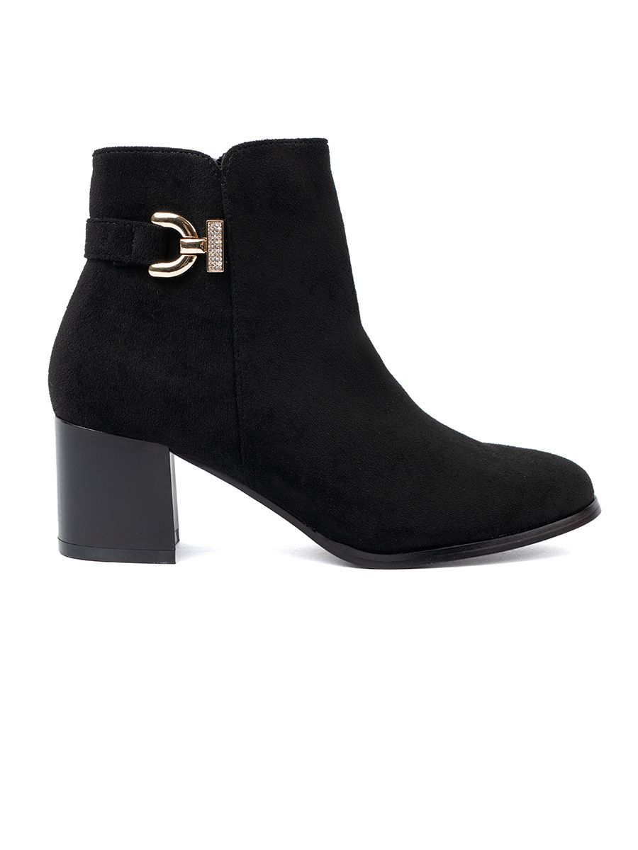 Stylish Black Ankle Boots with Elegant Embellishment