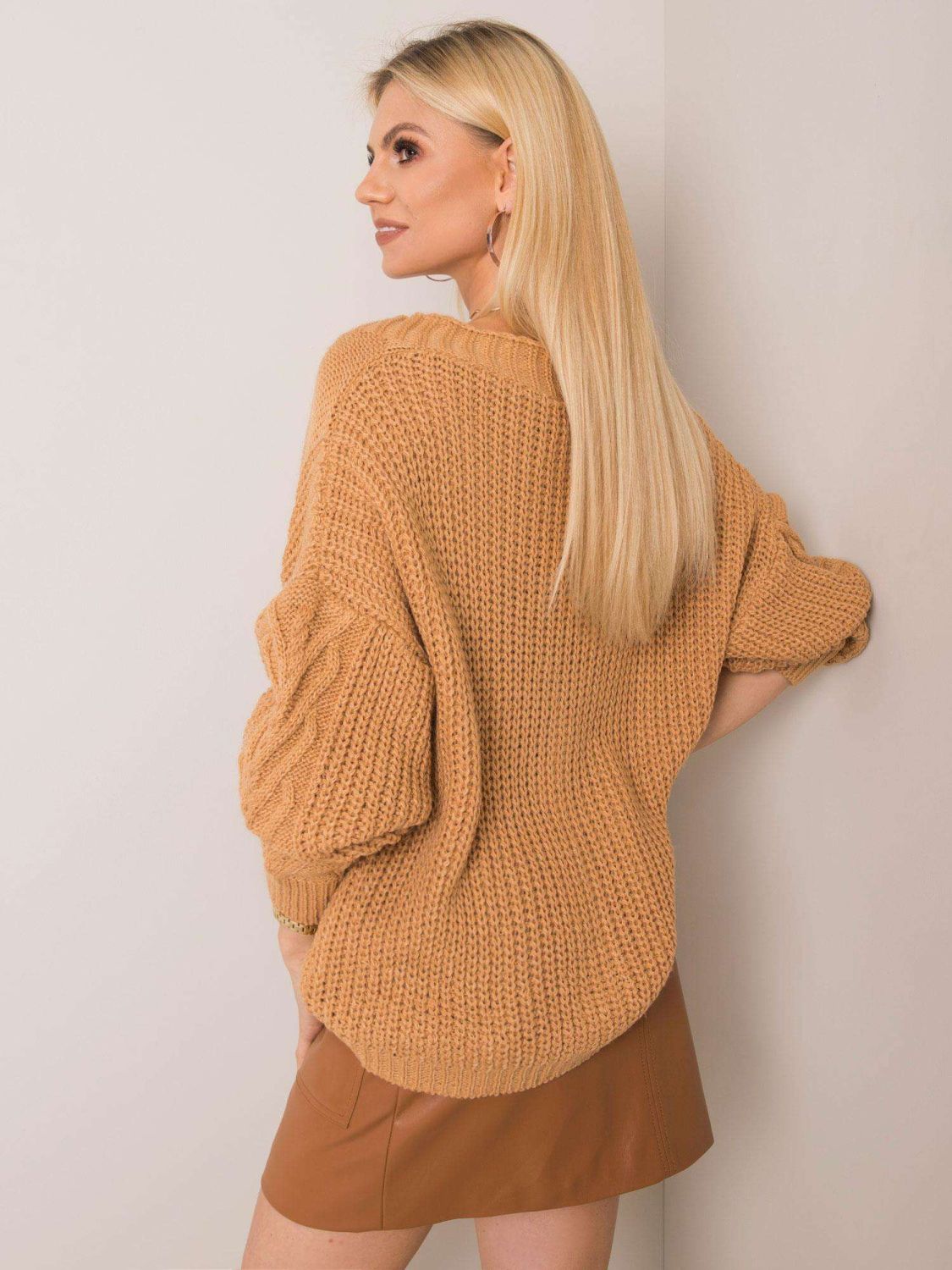 Camel Oversize Sweater OCH BELLA
