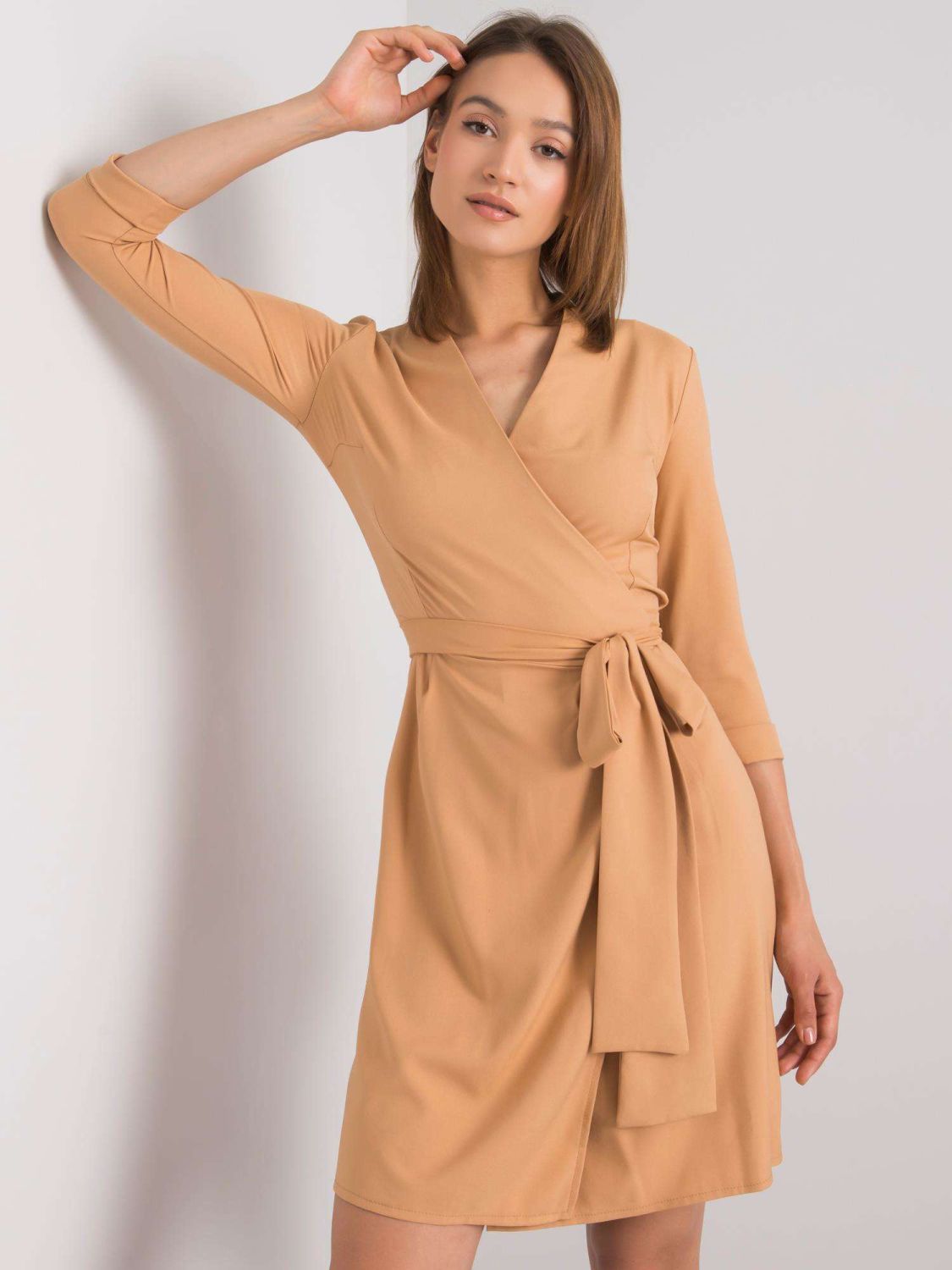Ciemnobež Dress with Tie