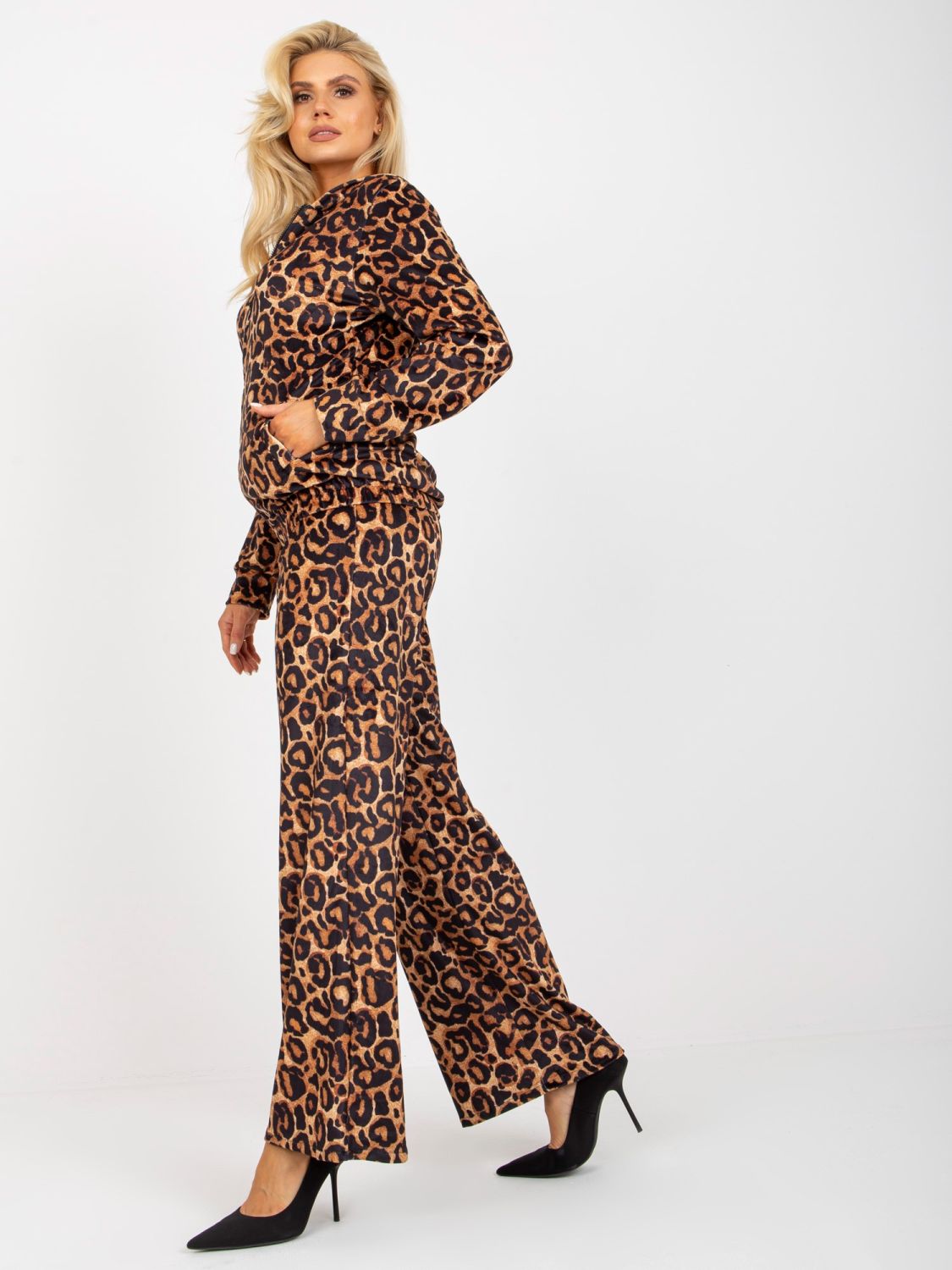 Beige-Black Women's Velour Set with Print