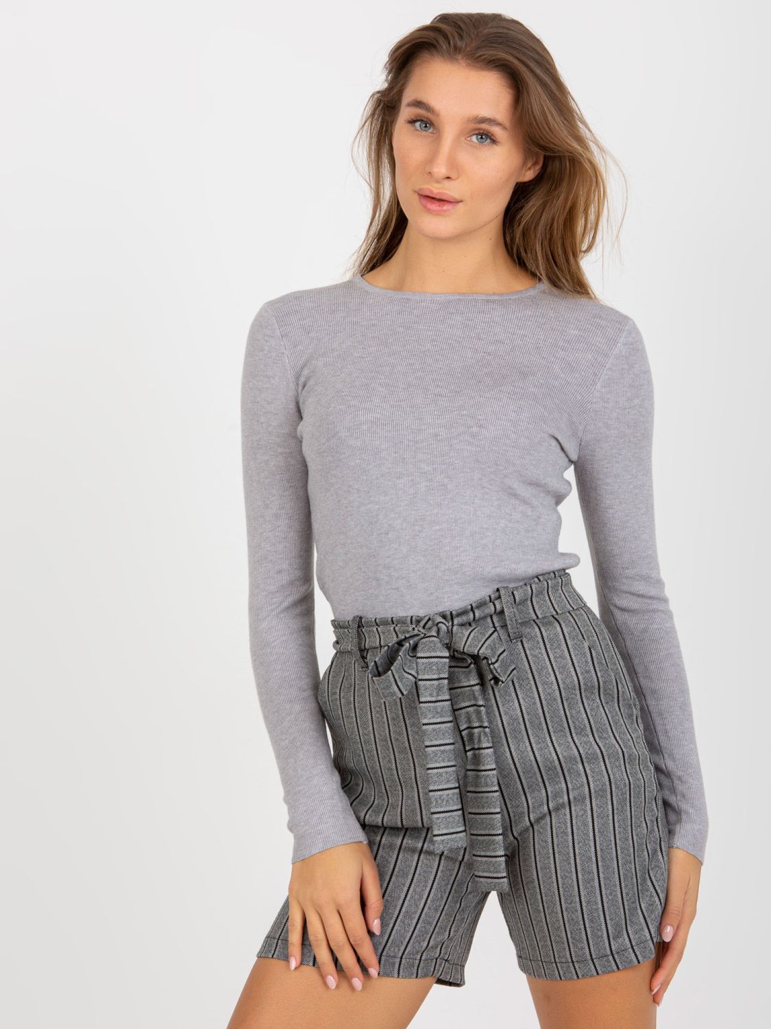 Elegant Gray Women's Shorts with Stripes and Pockets