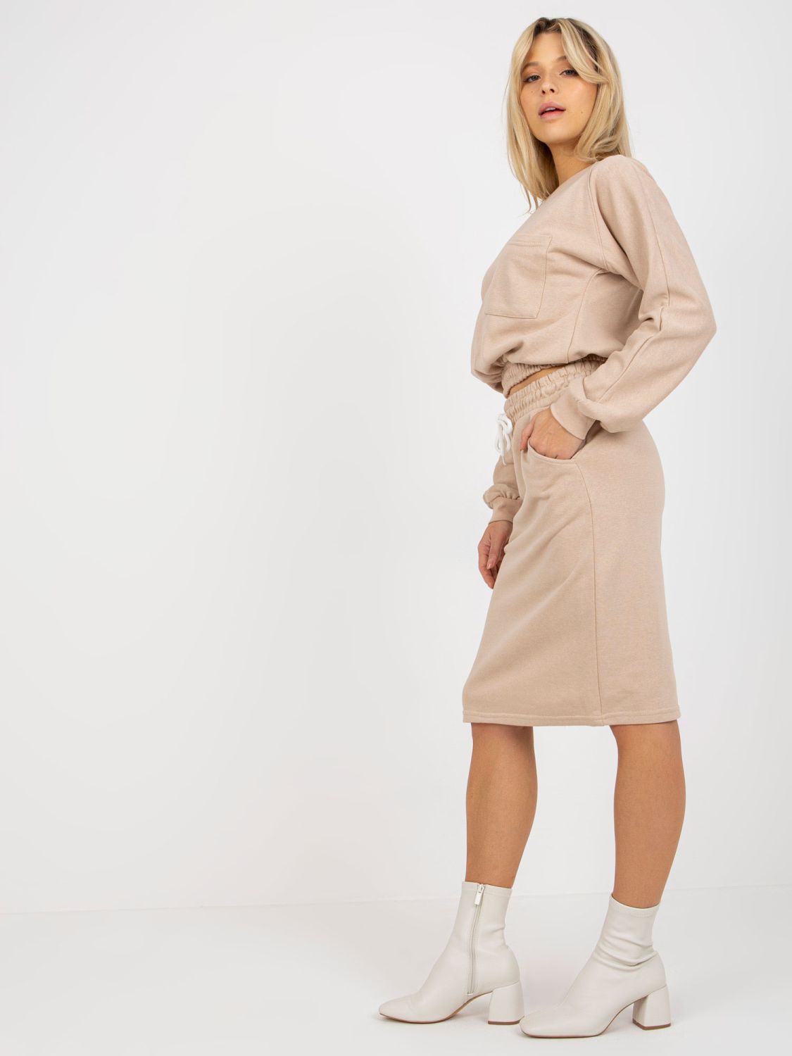 Beige Casual Set with Short Blouse