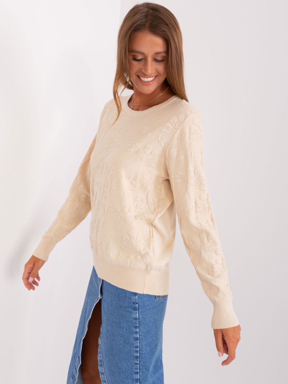 Light Beige Women's Classic Sweater with Ribbed Cuffs