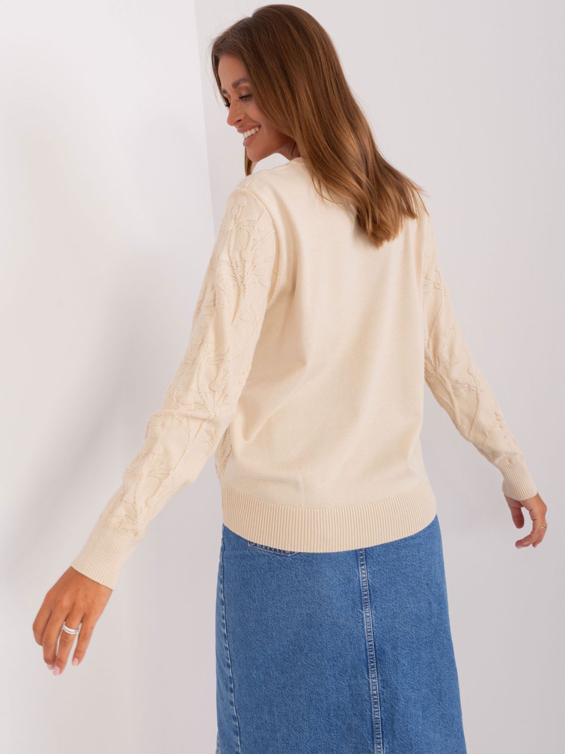 Light Beige Women's Classic Sweater with Ribbed Cuffs