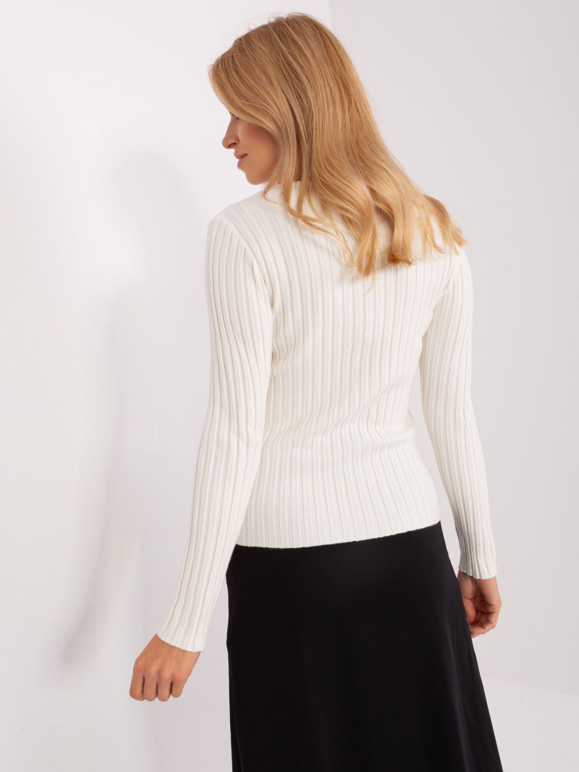 Ecru Classic Sweater with Round Neckline