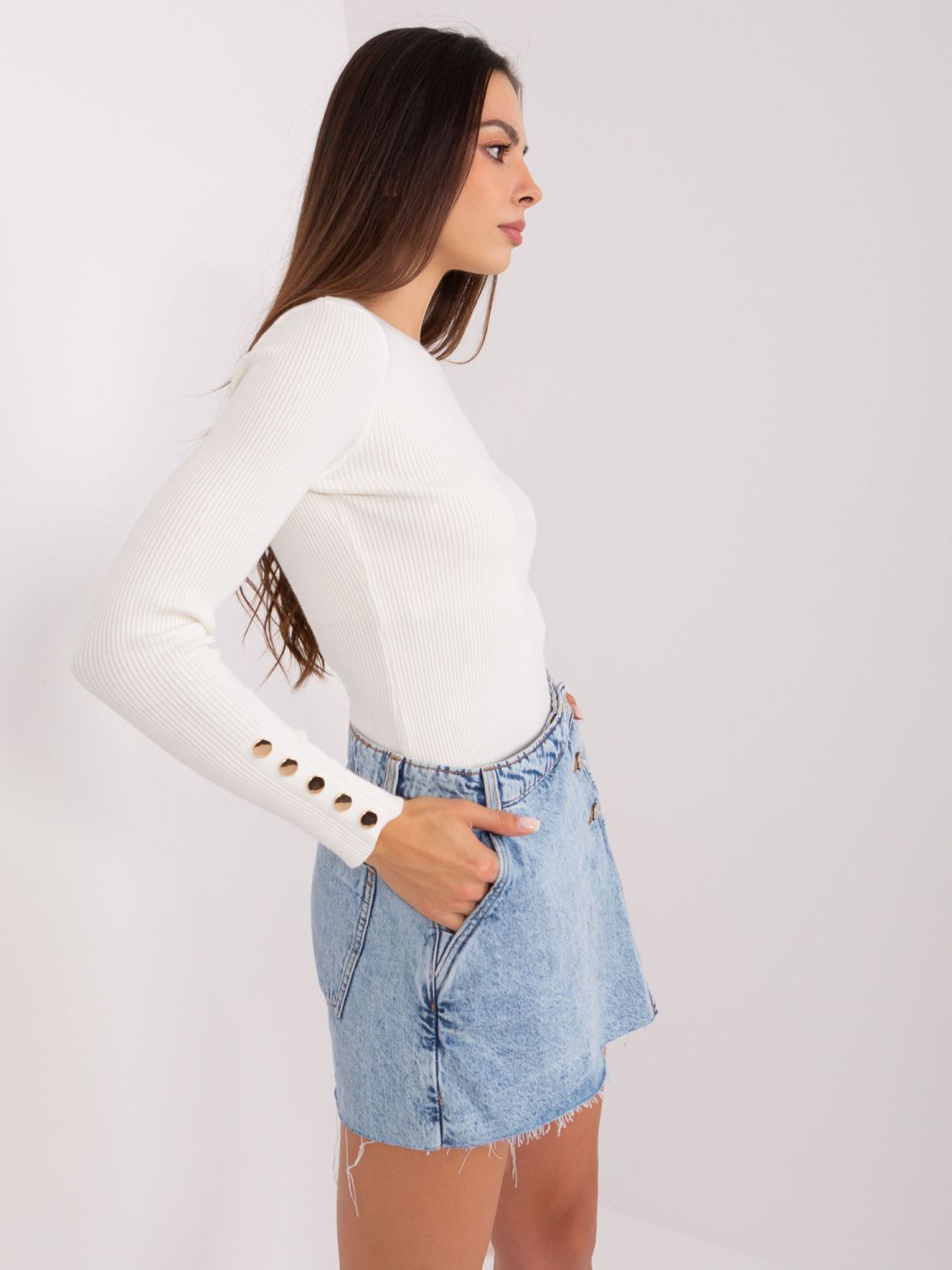 Ecru Classic Sweater with Round Neckline