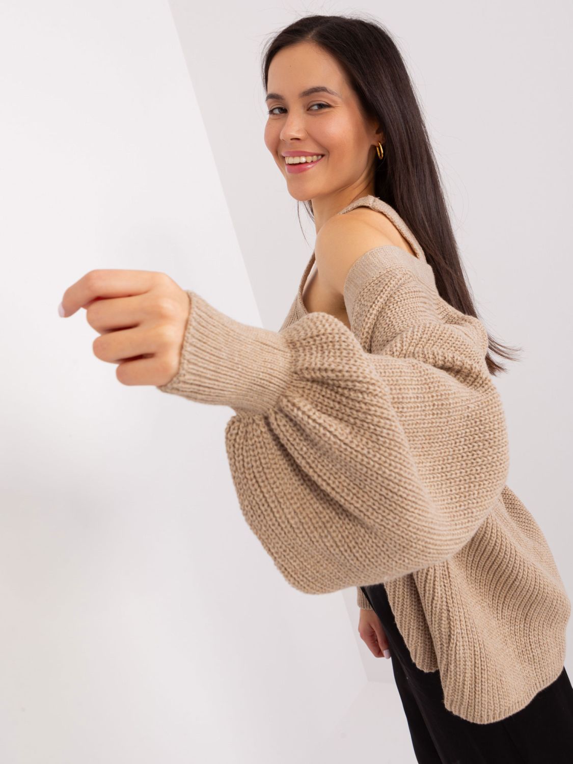 Beige Set with Short Cardigan