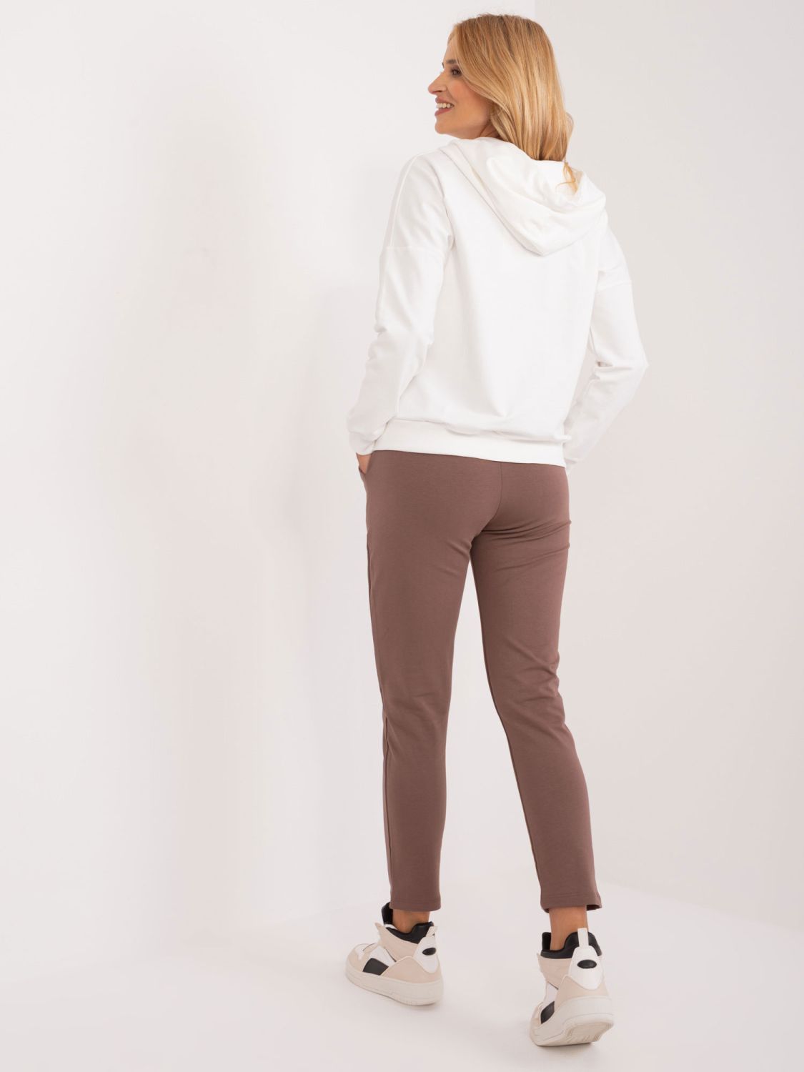 Stylish White-Brown Set