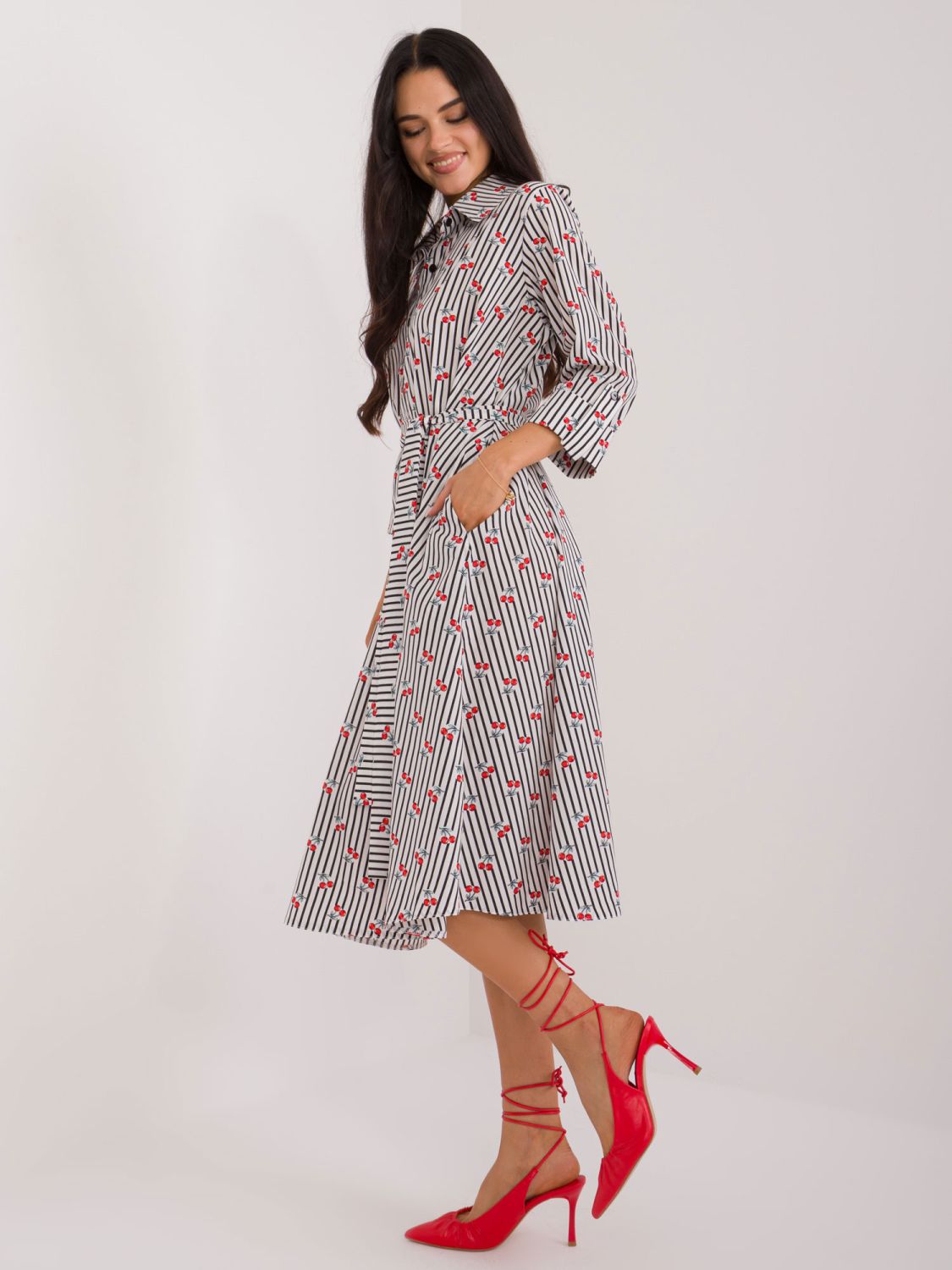 Elegant Flared Dress with 3/4 Sleeves