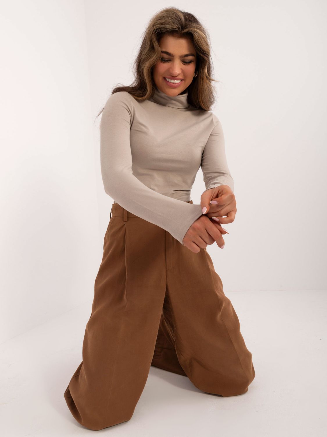 Stylish Beige Blouse with Long Sleeves