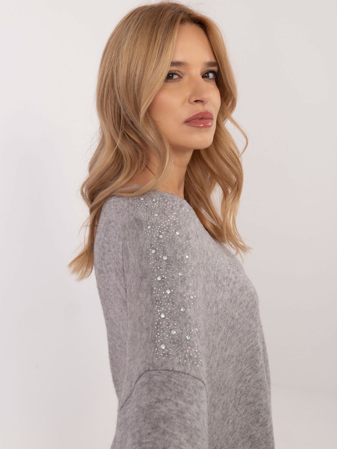 Elegant Gray Sweater with Application