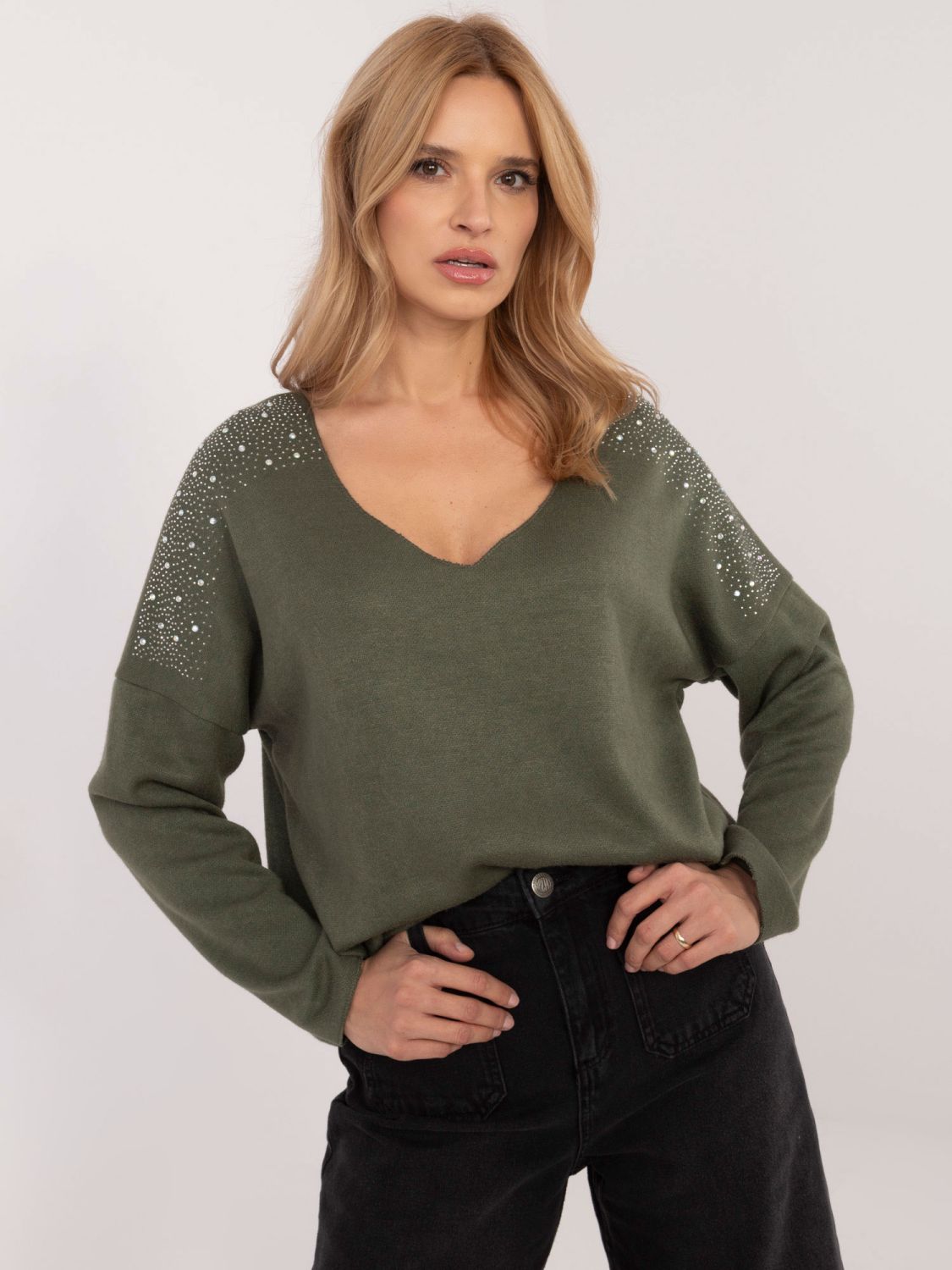 Elegant khaki sweater with application