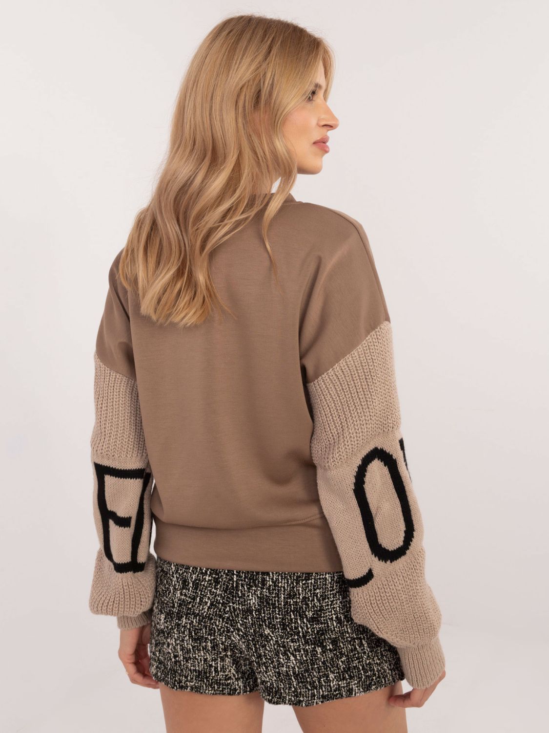 Stylish Beige Sweatshirt