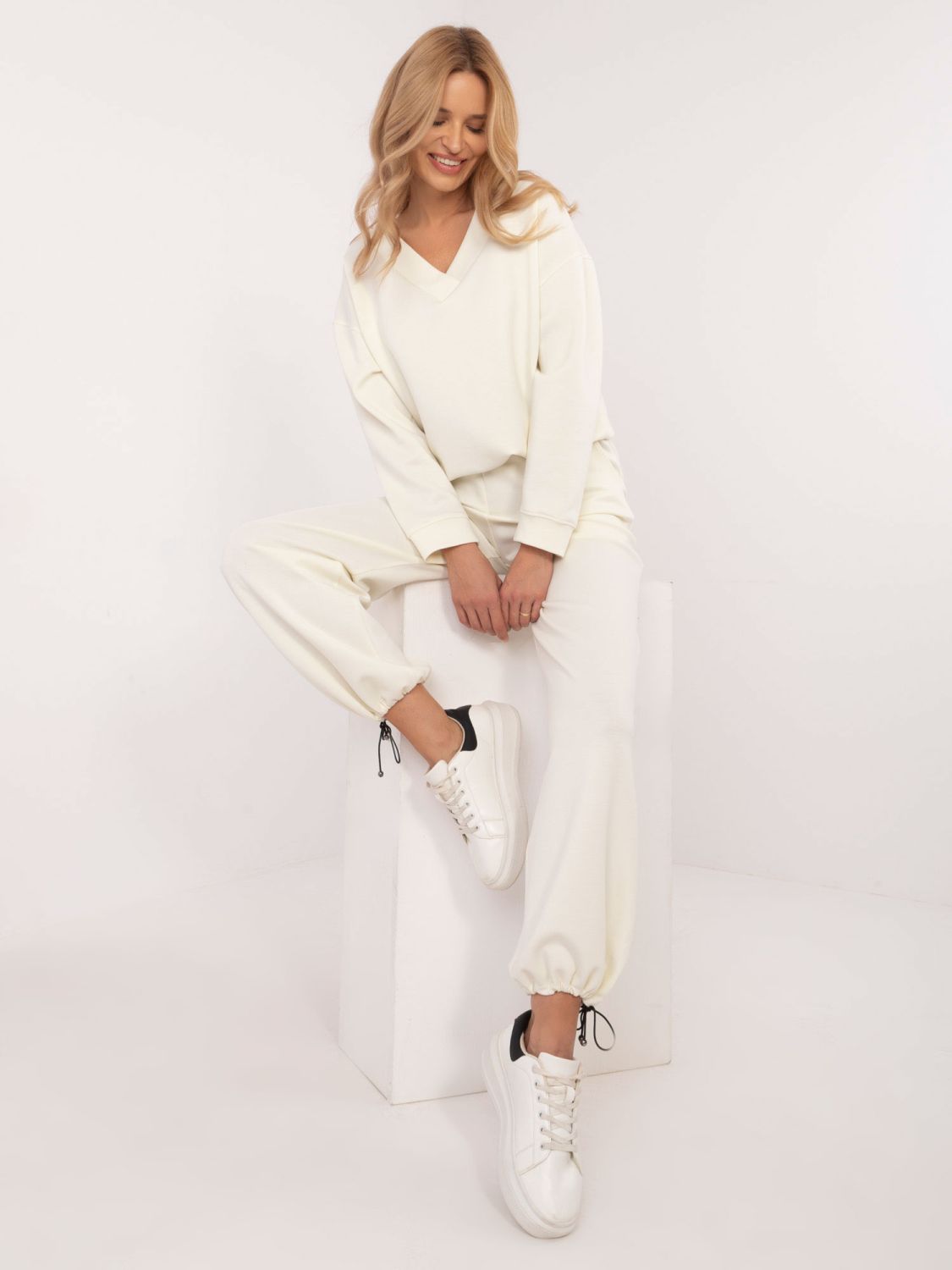 Stylish Ecru Set