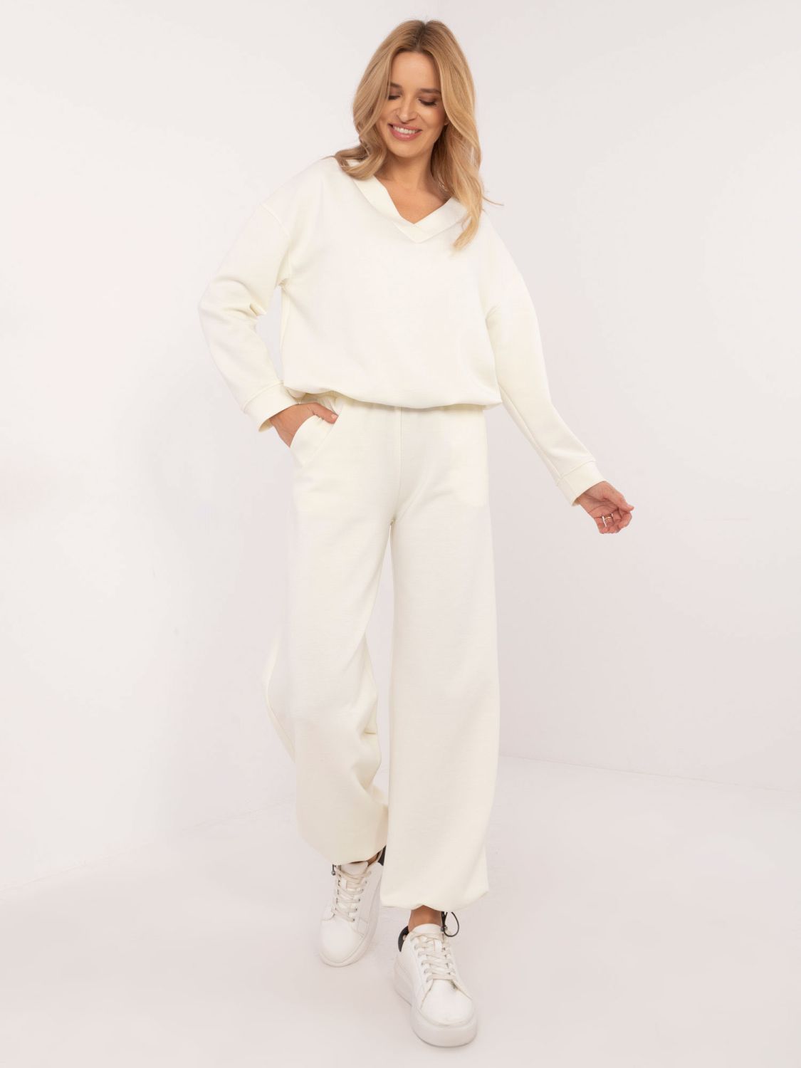 Stylish Ecru Set