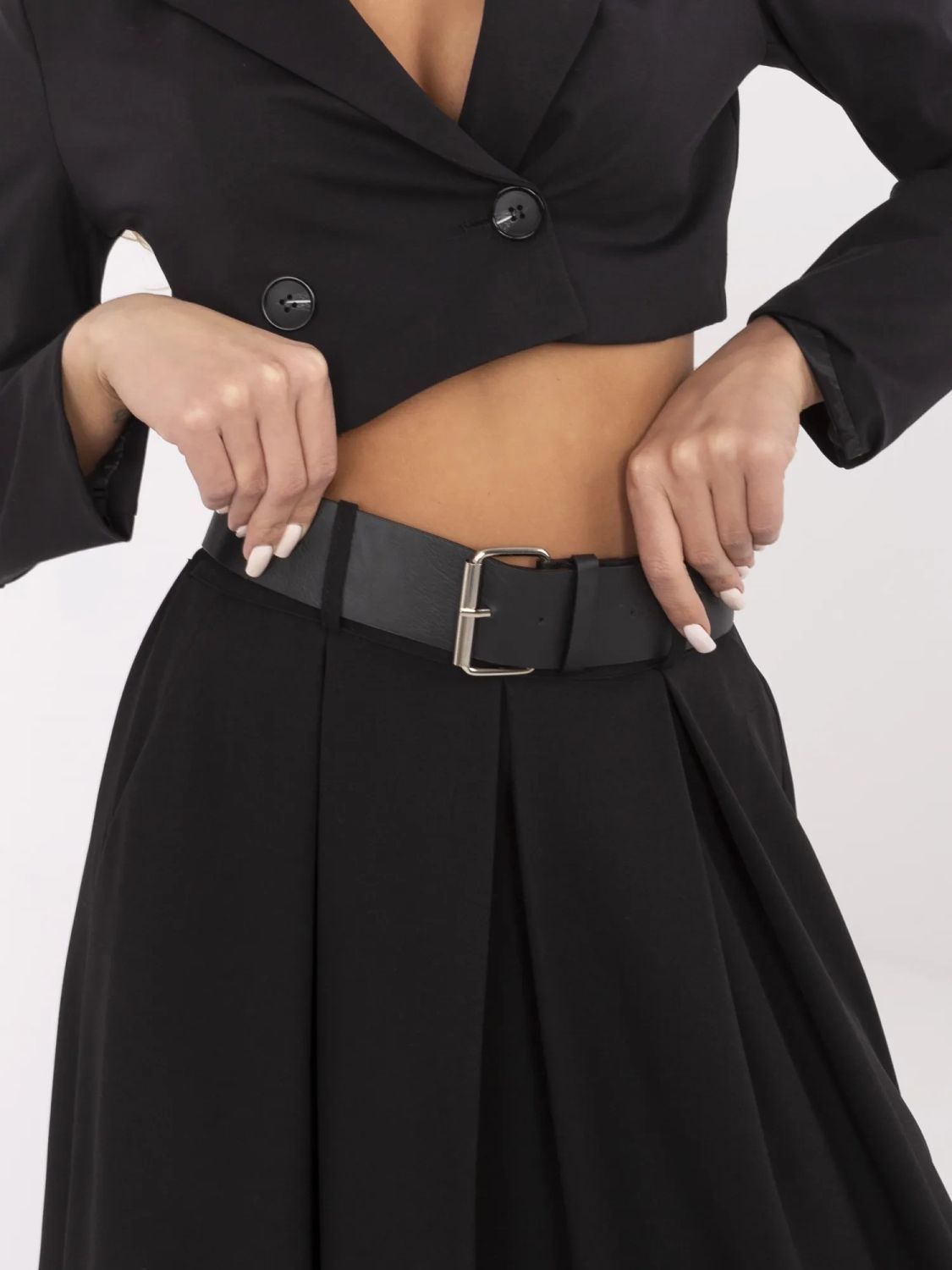 Elegant Maxi Skirt with Belt and Pockets