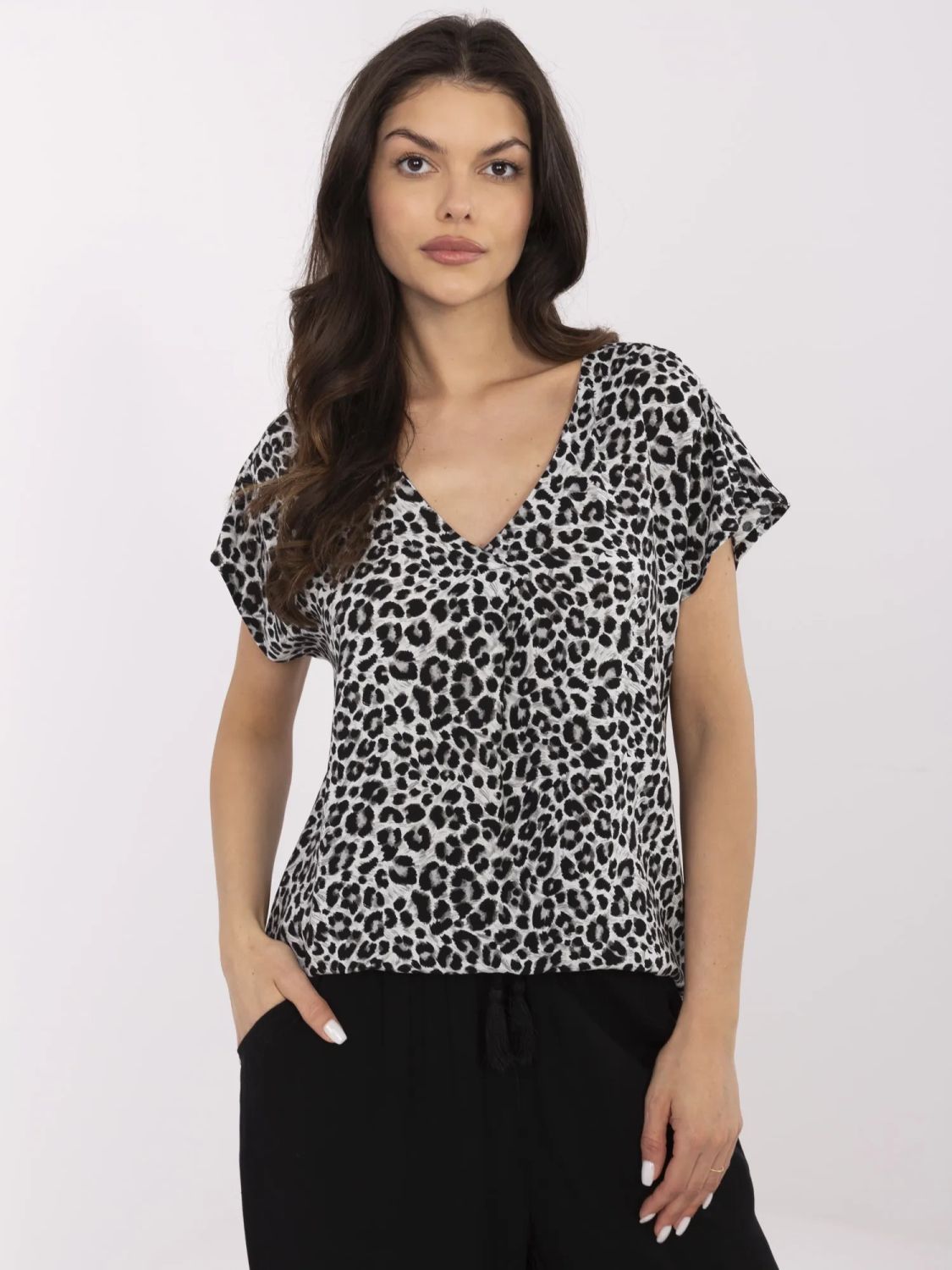 Stylish Gray Blouse with V-Neck