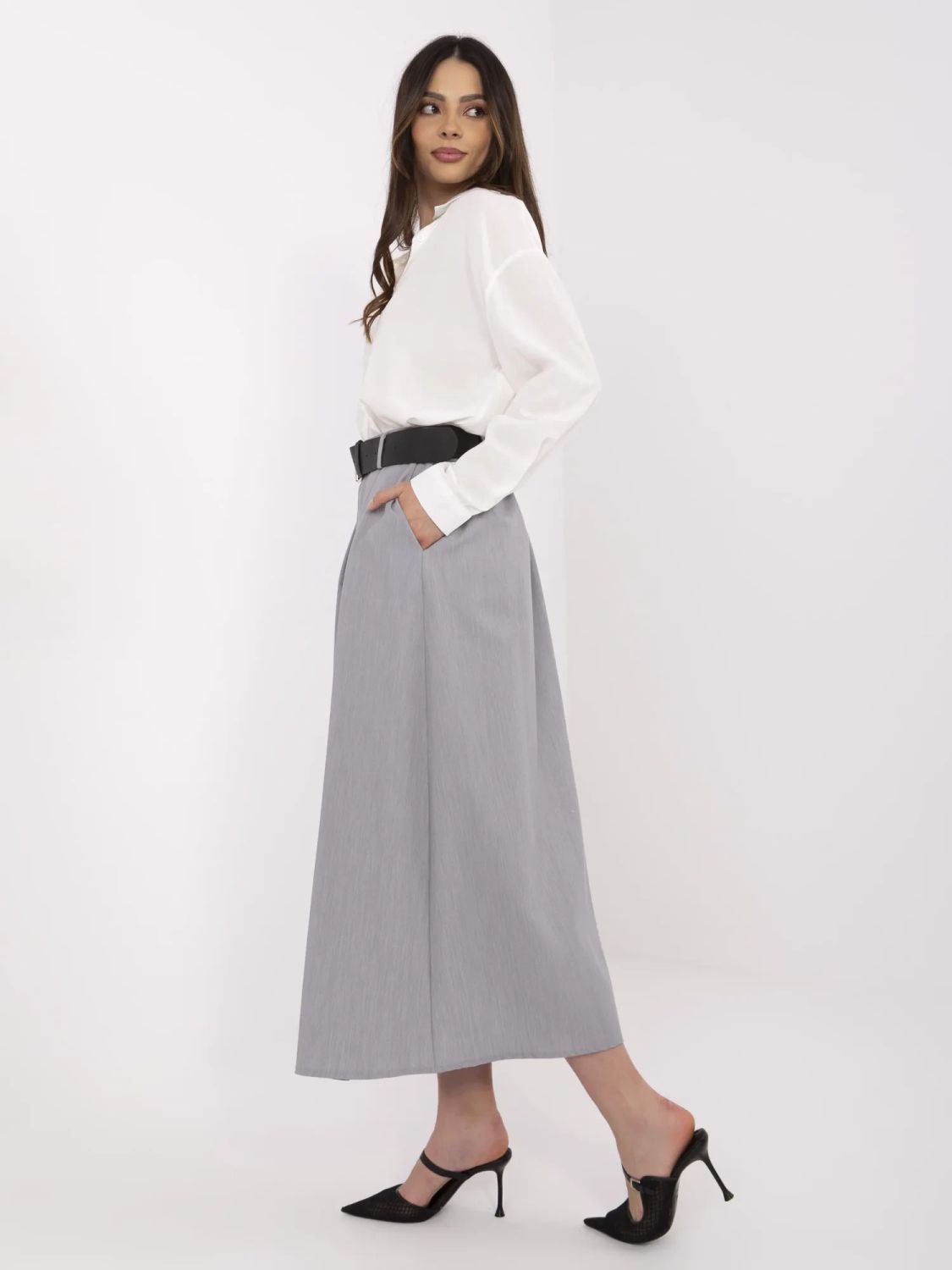 Elegant Maxi Skirt with Stylish Belt