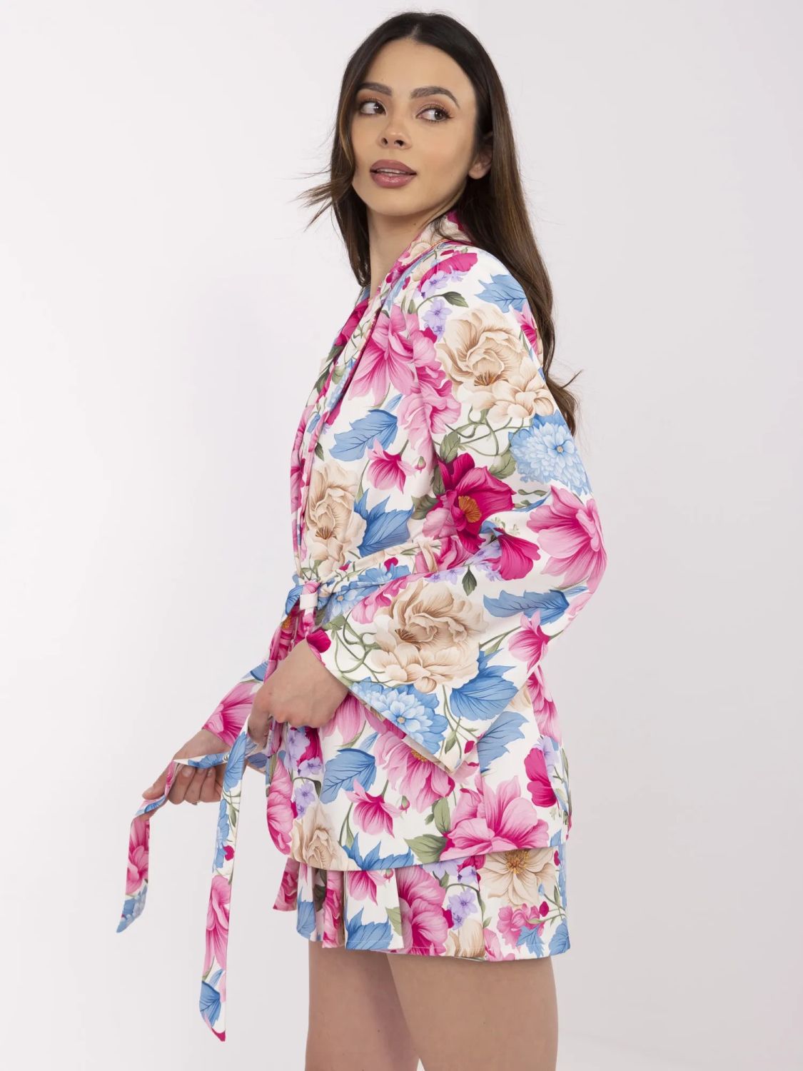 Elegant Pink Set with Floral Pattern