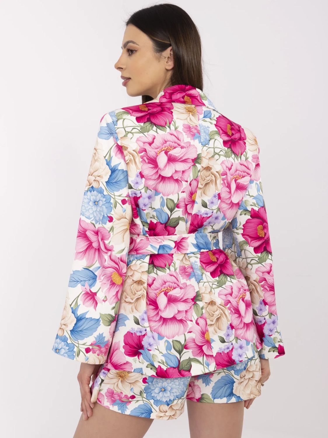 Elegant Pink Set with Floral Pattern