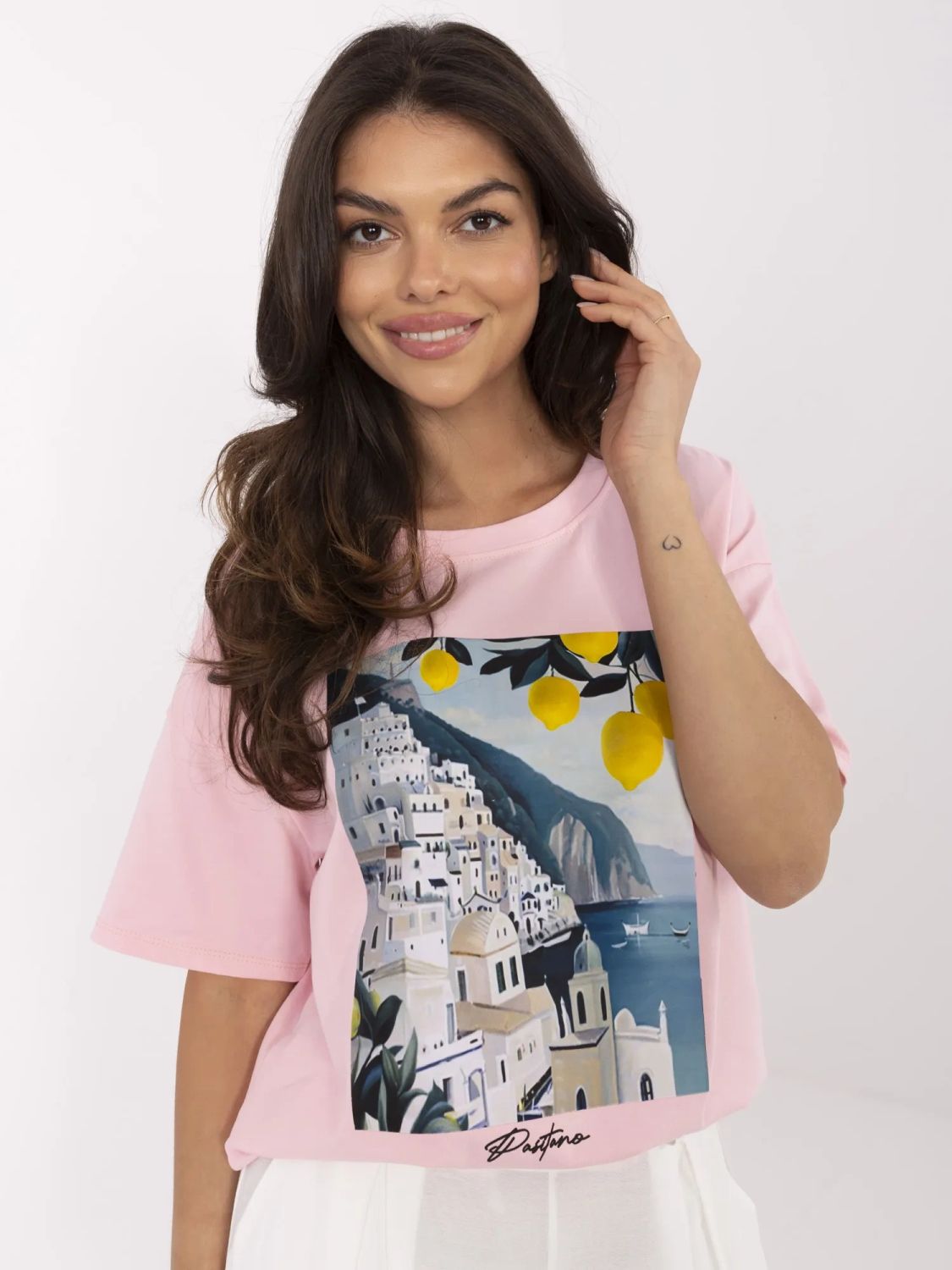 Stylish Short Sleeve T-Shirt in Light Pink