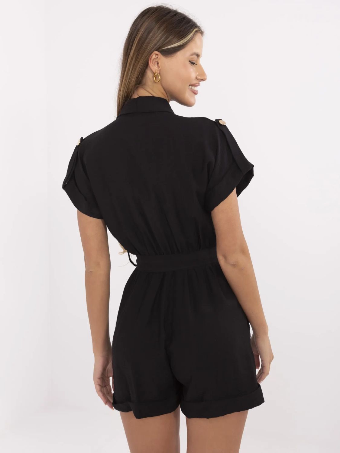Elegant black jumpsuit with short sleeves