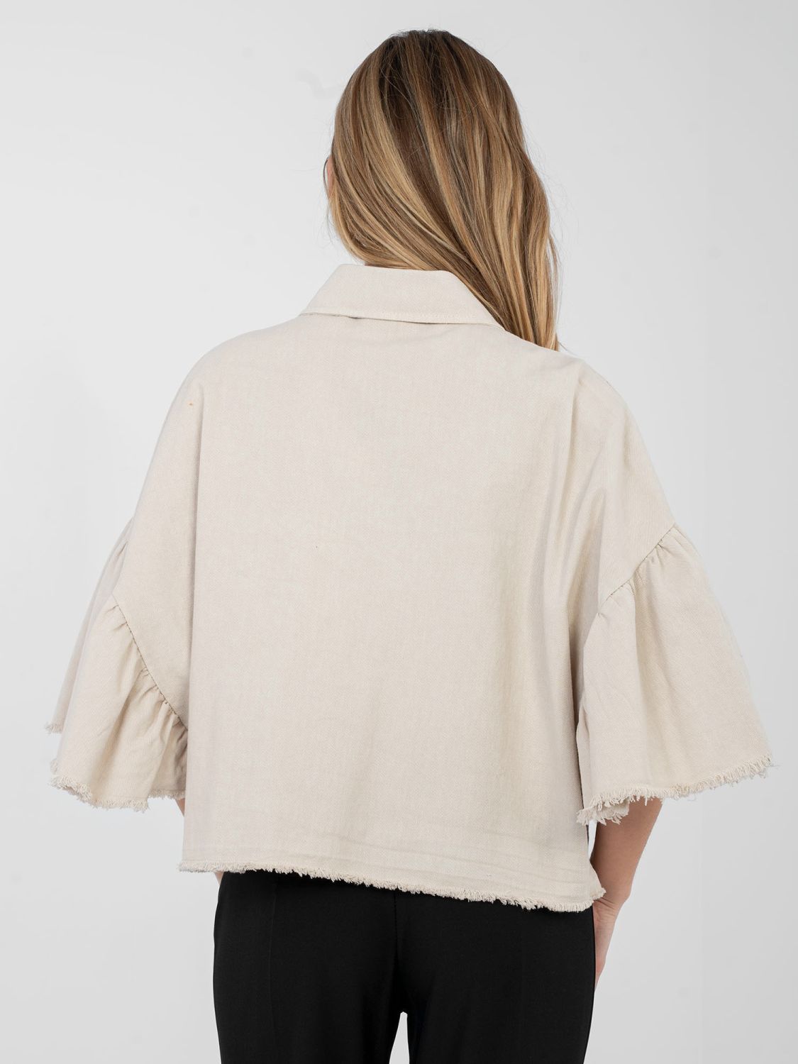 Beige short denim jacket with ruffle