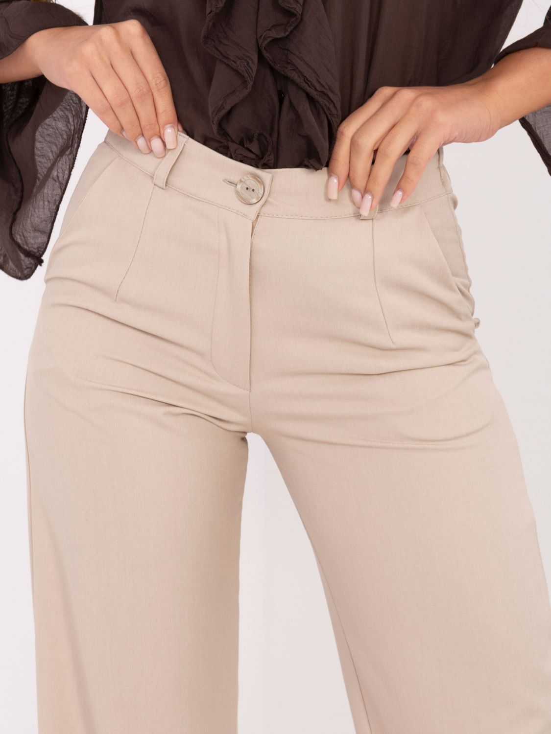 Beige elegant wide-leg cotton trousers