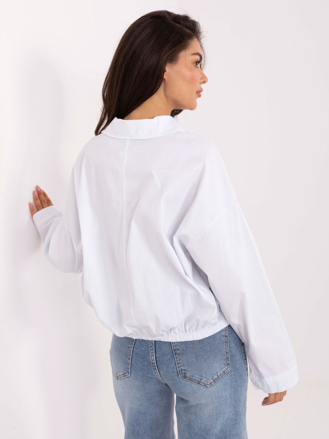 White cotton shirt with pockets