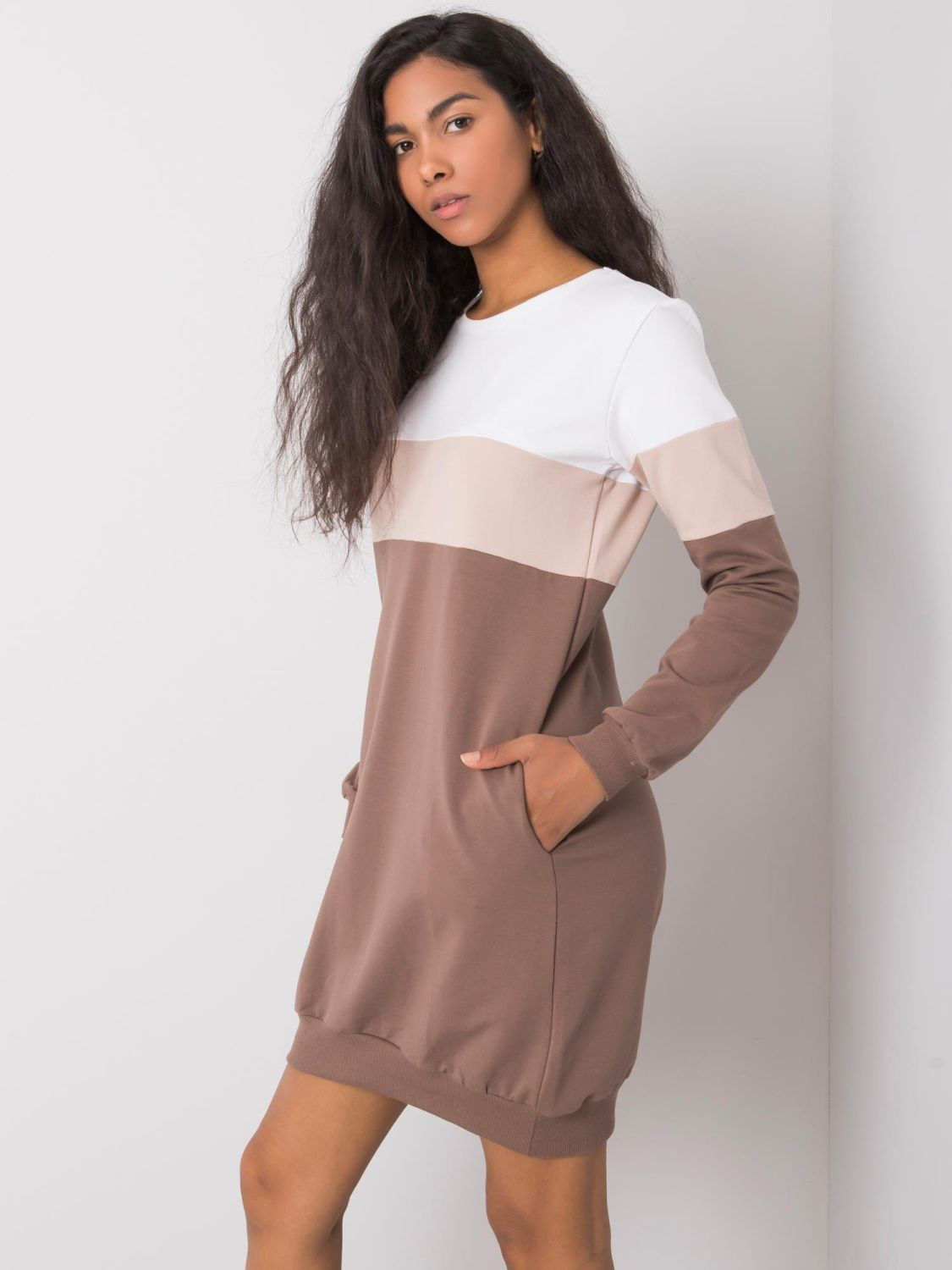 Brown cotton sweatshirt dress with pockets
