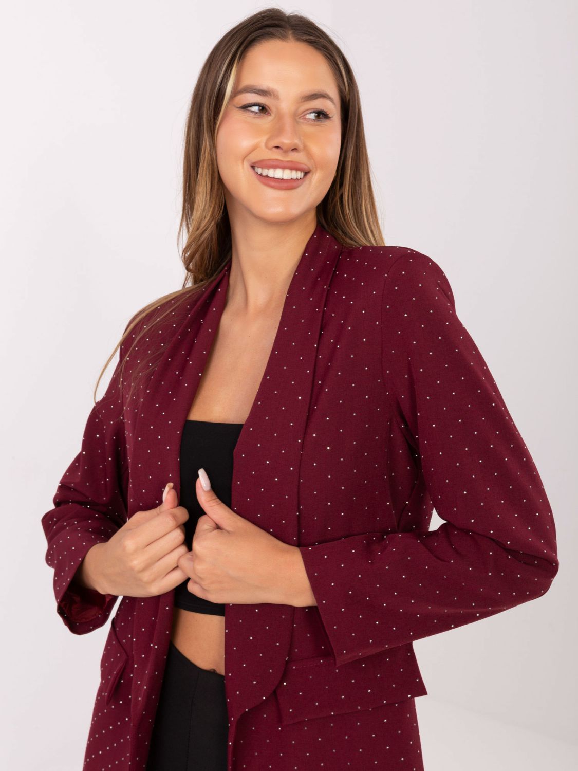 Elegant burgundy blazer with appliqué and lining