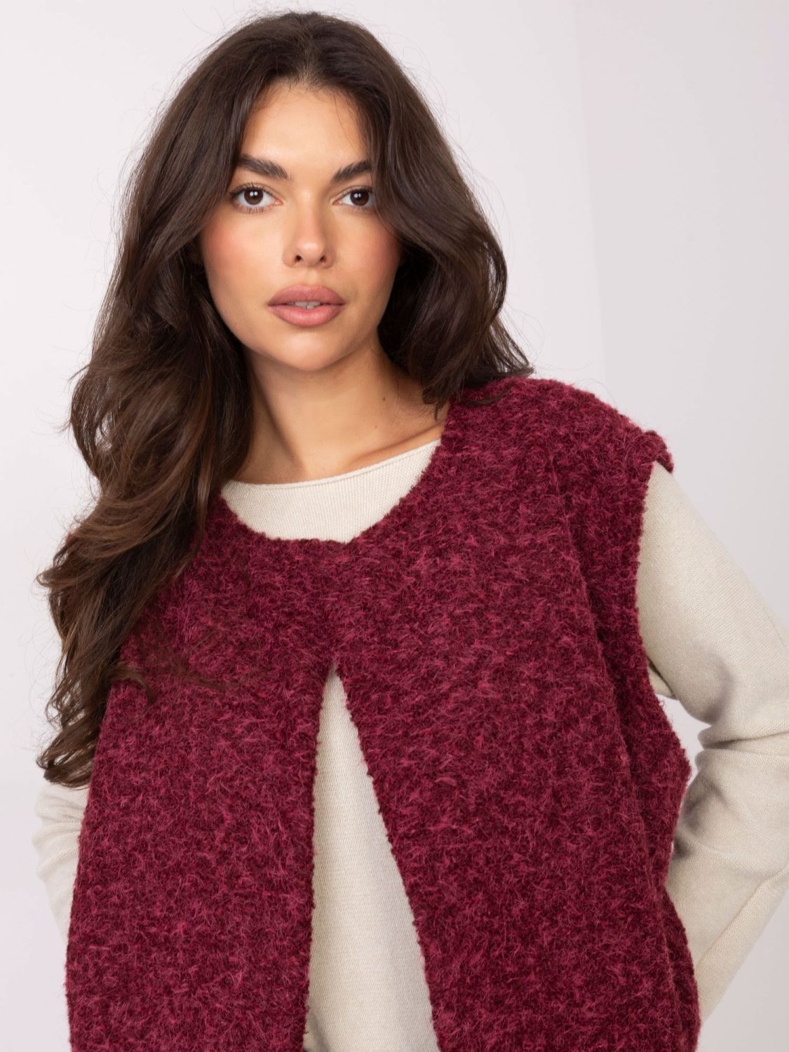 Burgundy knitted vest with pockets