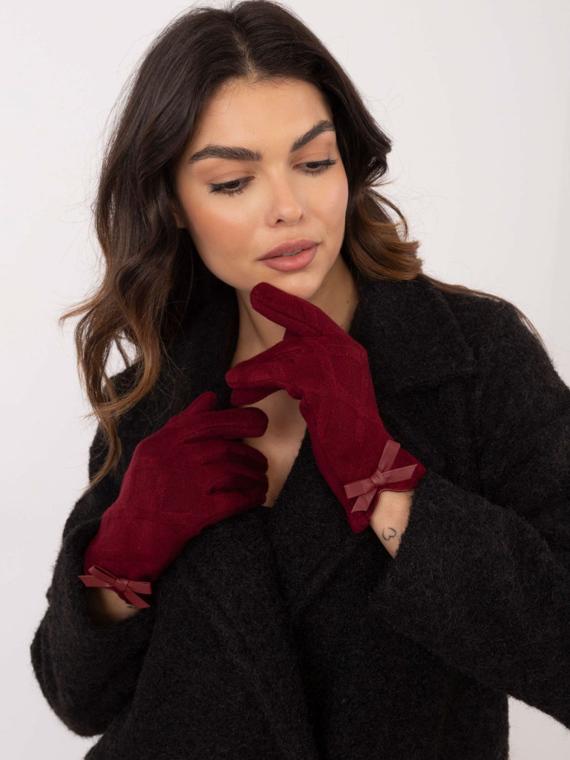 Elegant Bordeaux Gloves with Bow