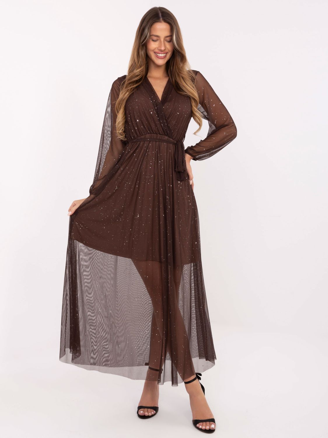 Brown maxi dress with appliqué and belt